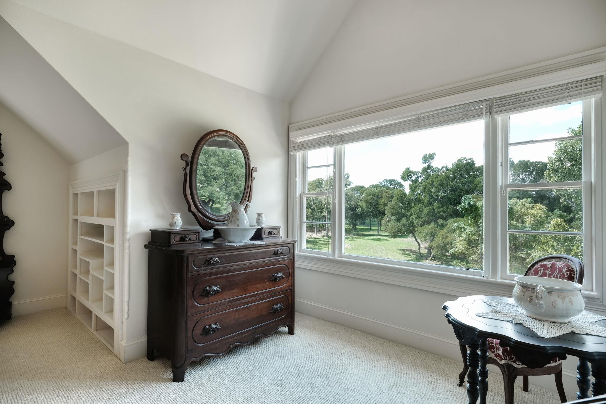 11900 Fm 1660, Hutto, TX 78634