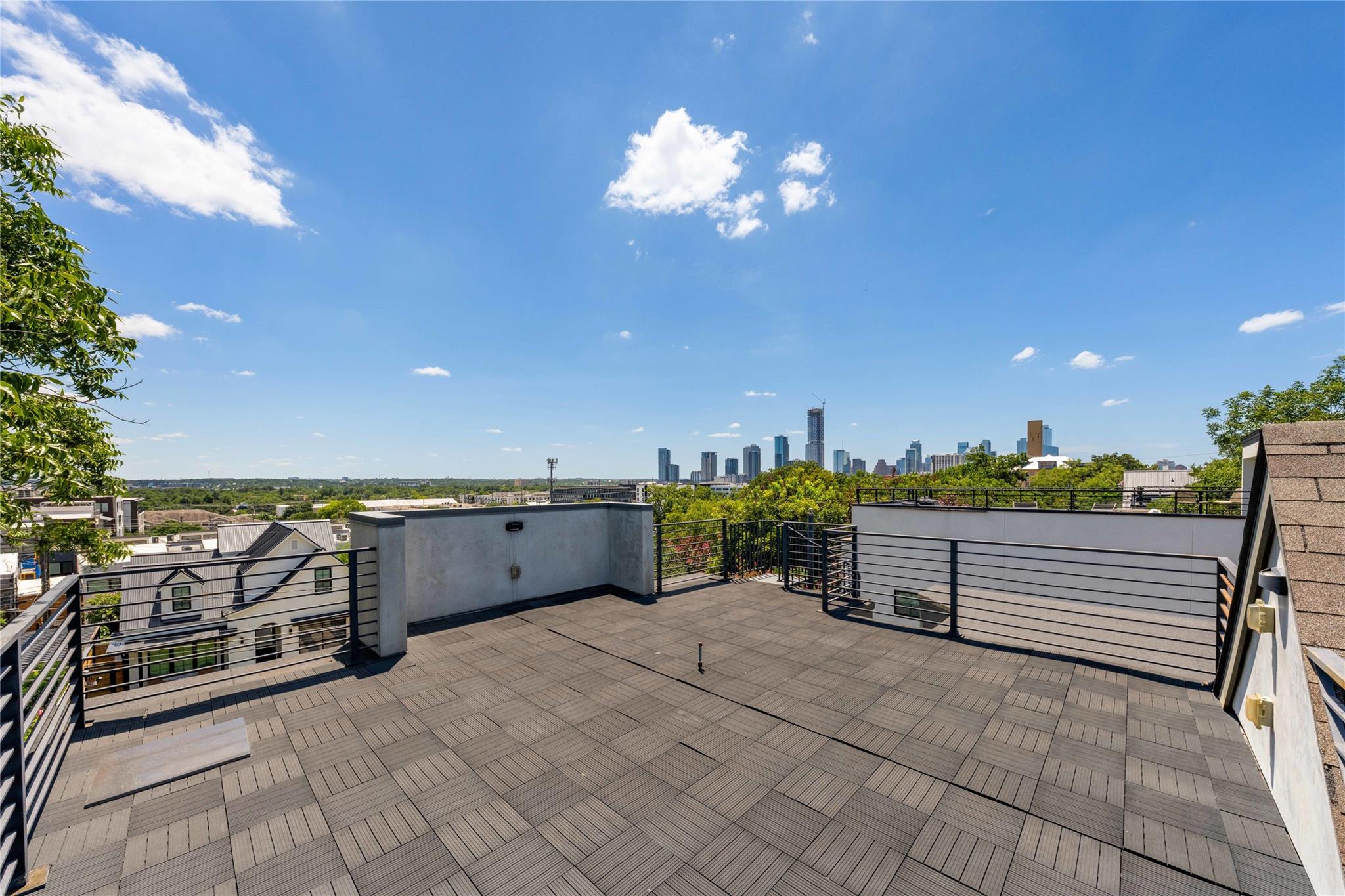 2004 E 8th St, Austin, TX 78702