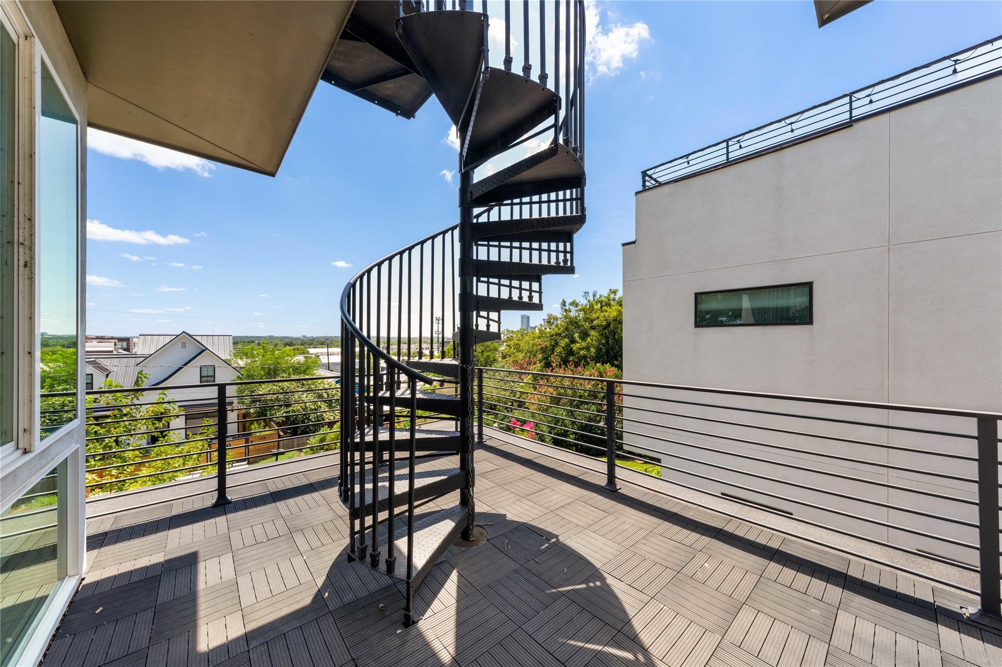 2004 E 8th St, Austin, TX 78702