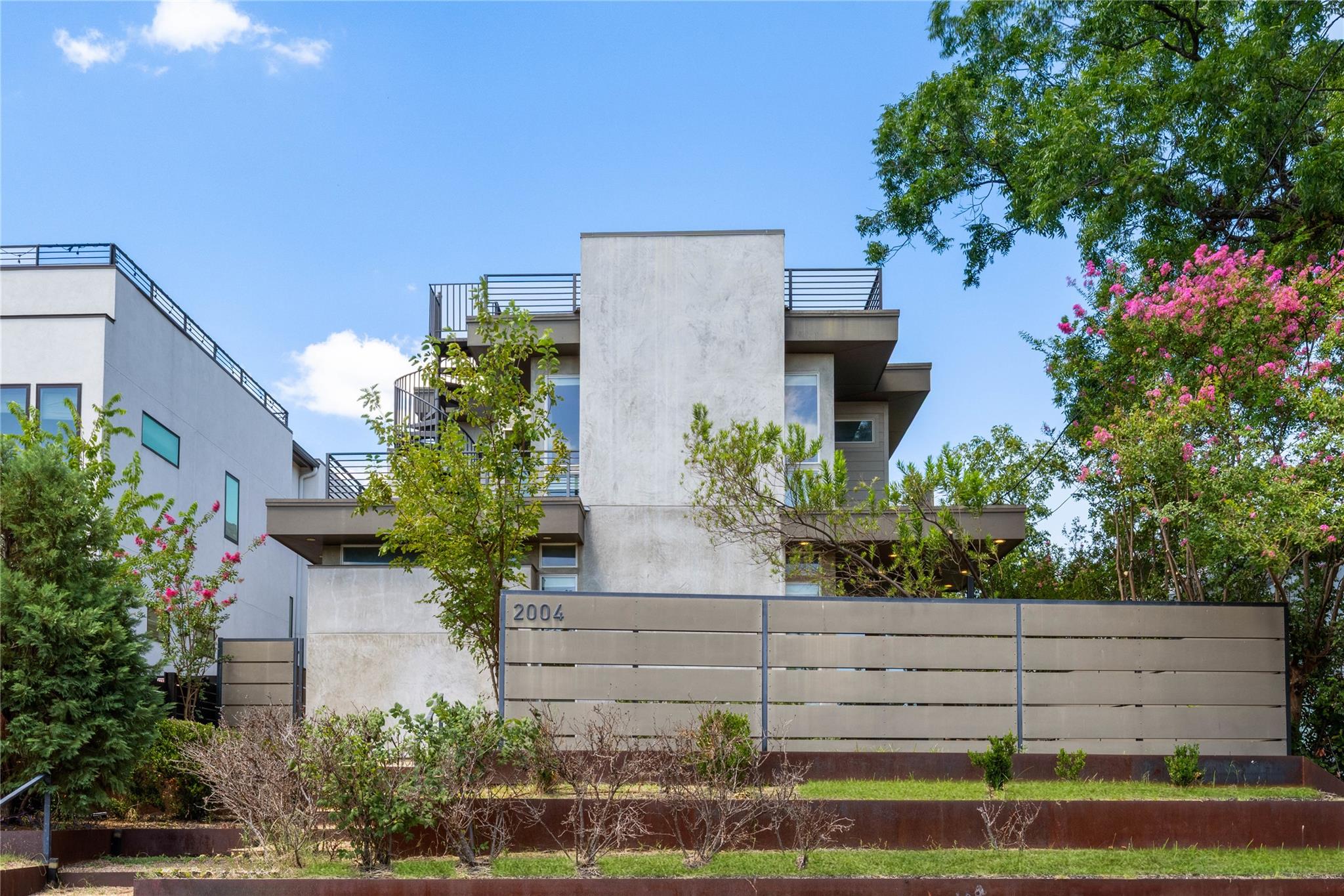 2004 E 8th St, Austin, TX 78702