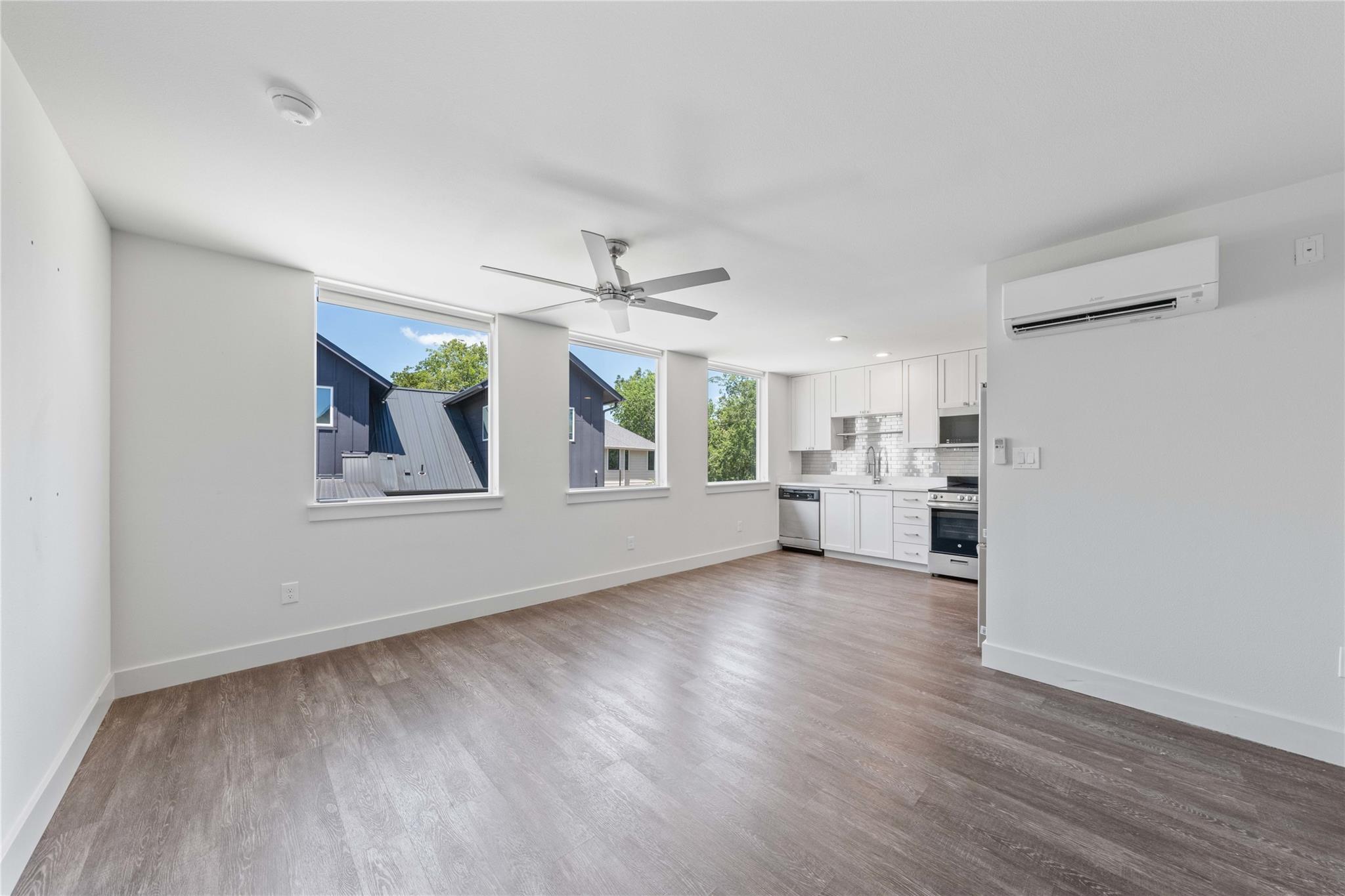 2004 E 8th St, Austin, TX 78702
