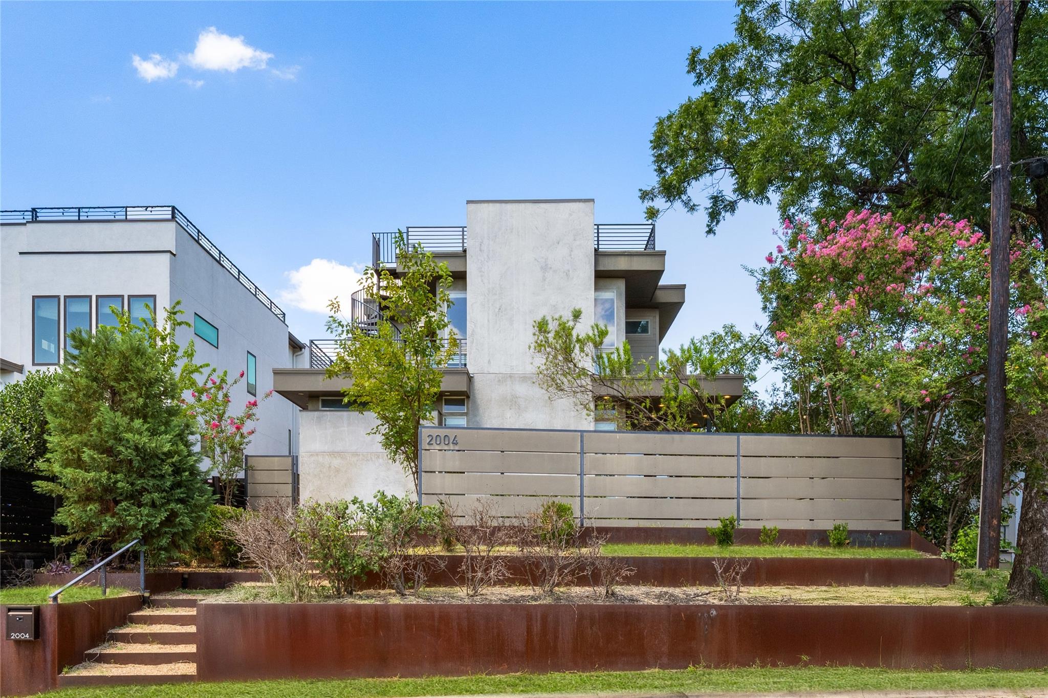 2004 E 8th St, Austin, TX 78702
