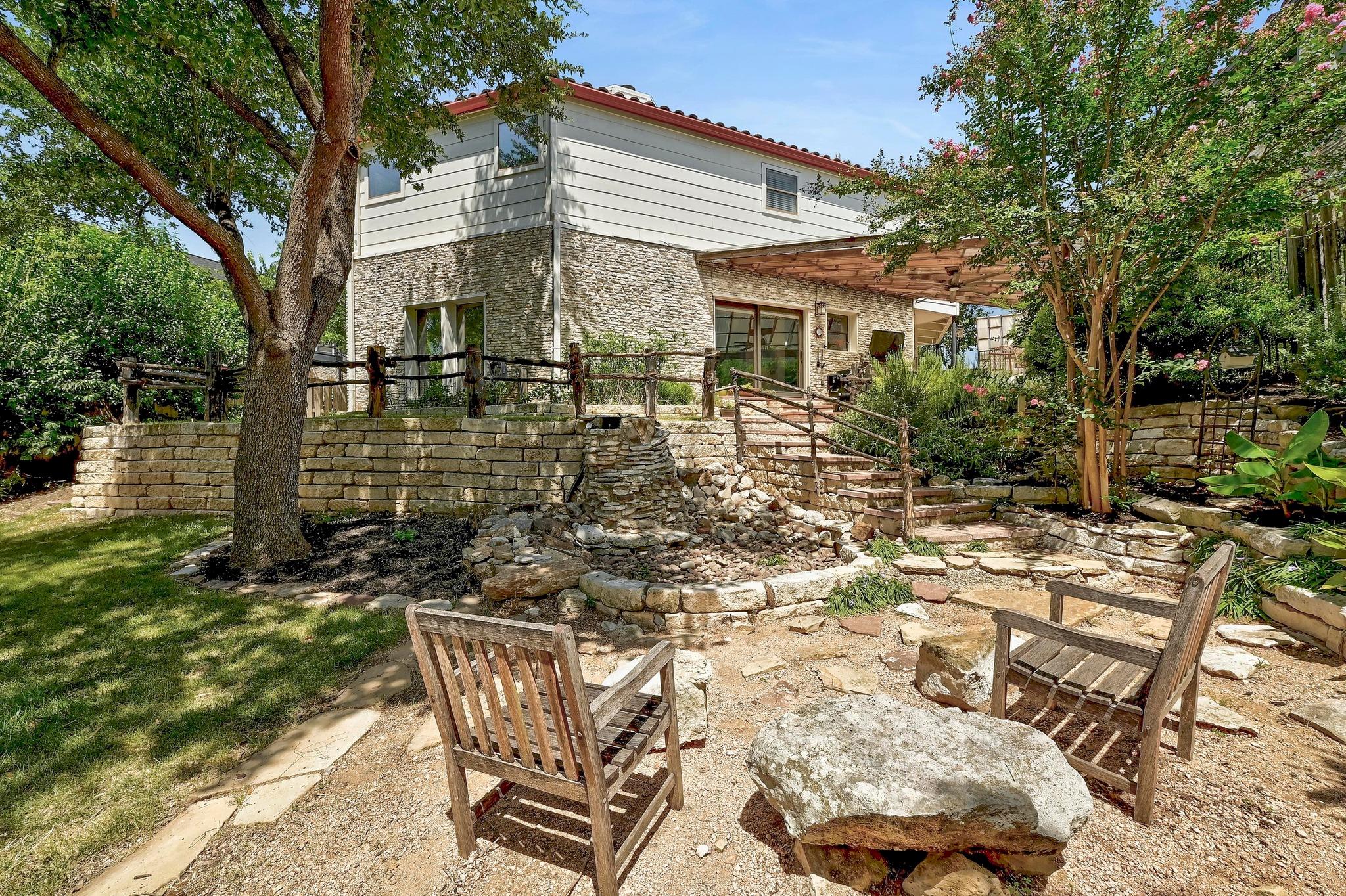 122 Acapulco Dr, Lakeway, TX 78734