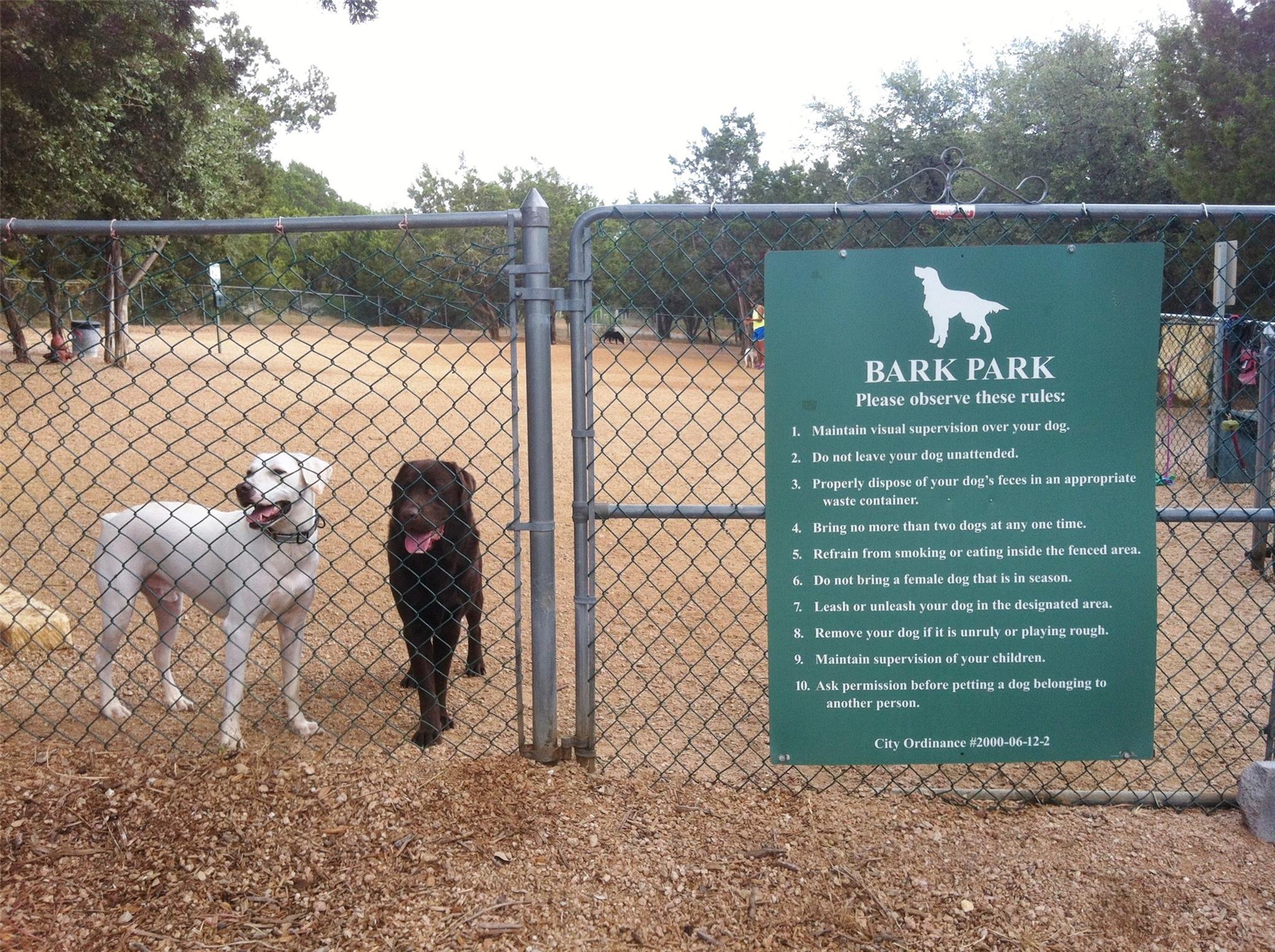 122 Acapulco Dr, Lakeway, TX 78734