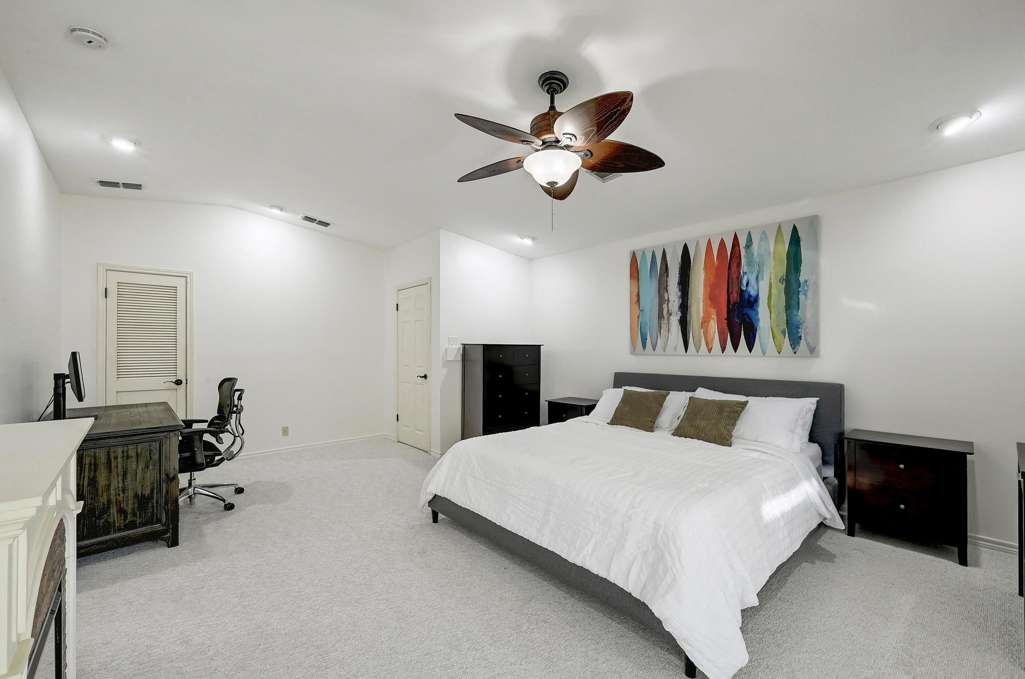 122 Acapulco Dr, Lakeway, TX 78734