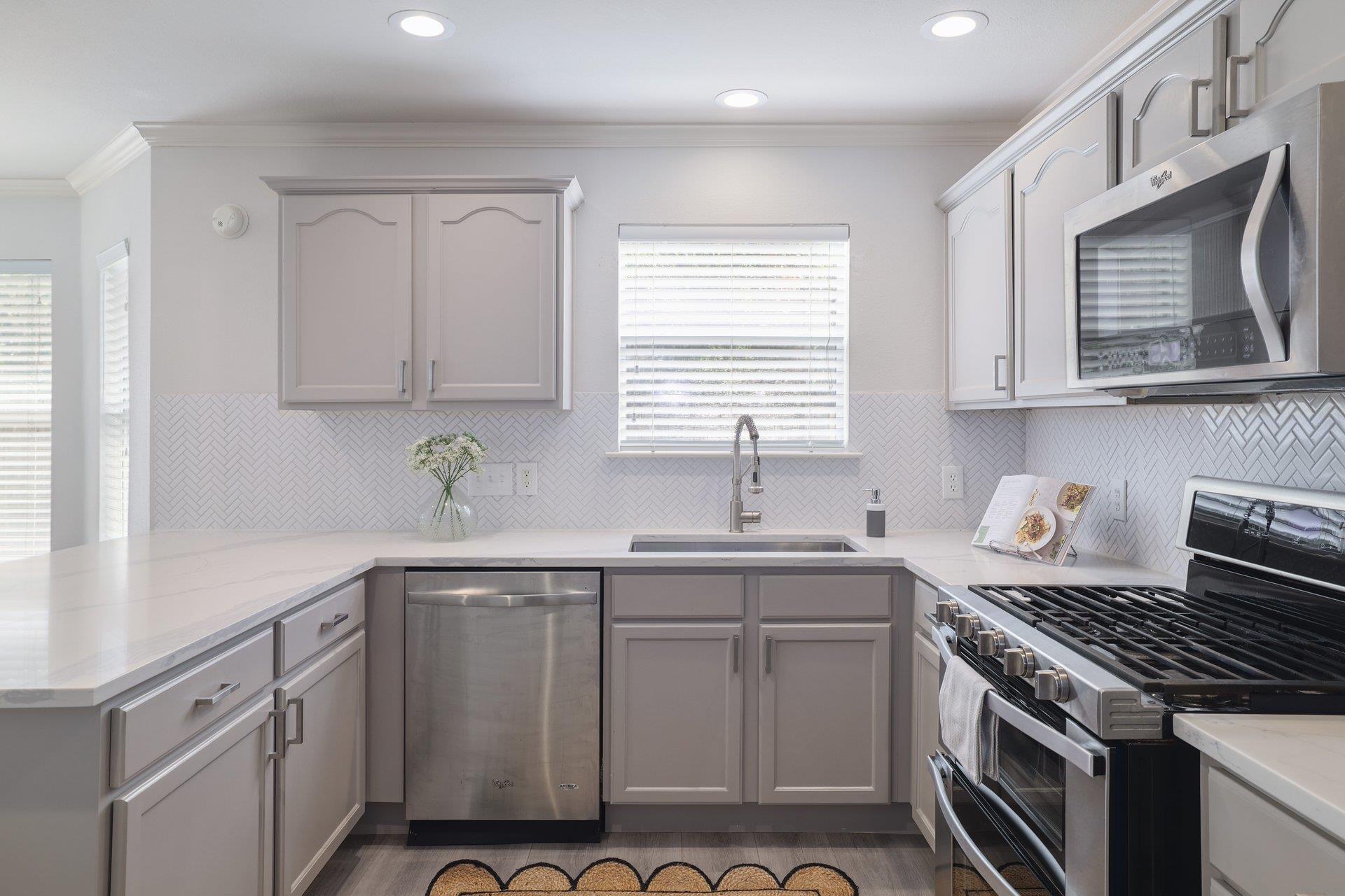 412 Colonial Park Blvd, Austin, TX 78745