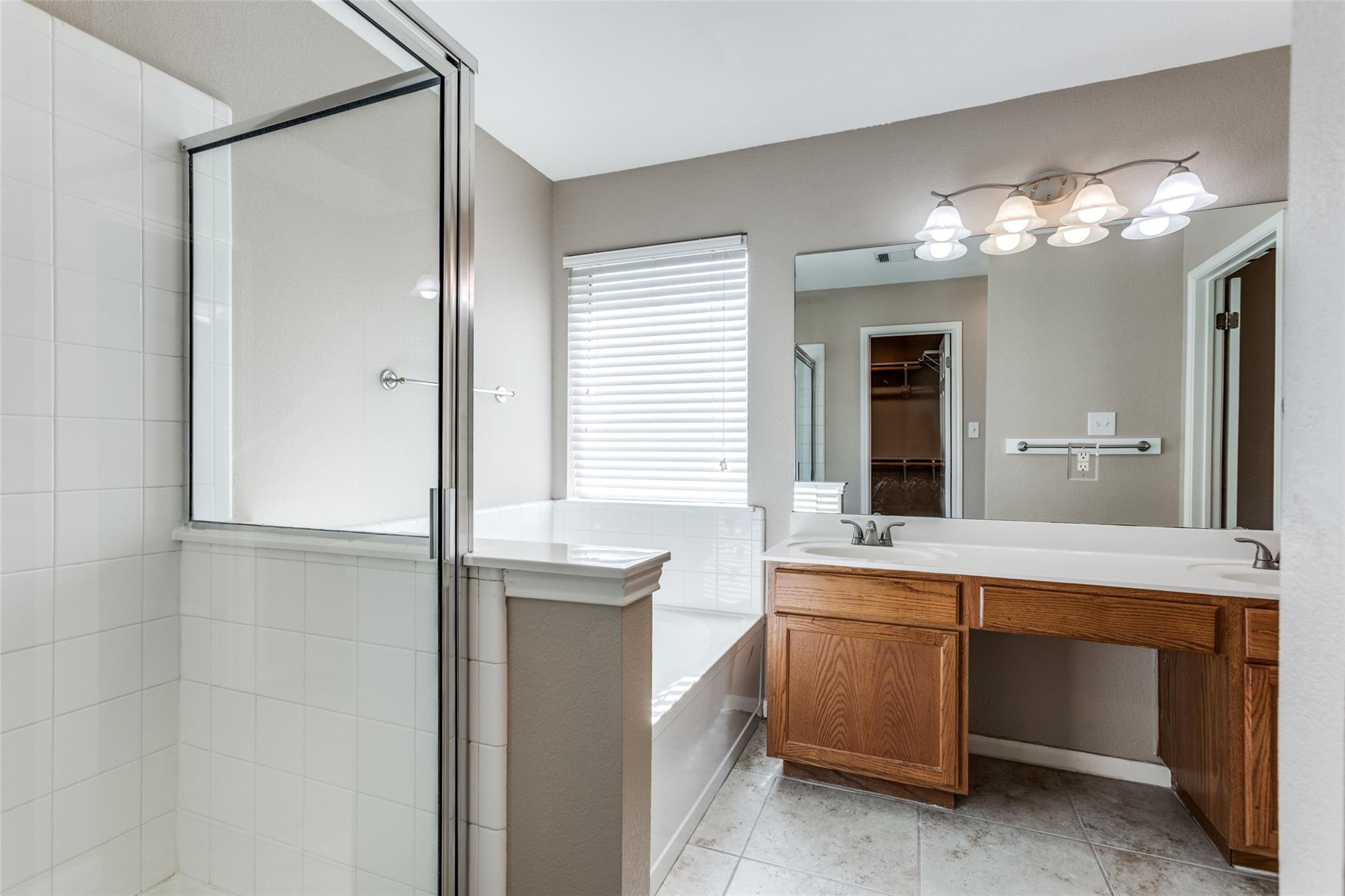 410 S River Crossing Trl, Round Rock, TX 78665