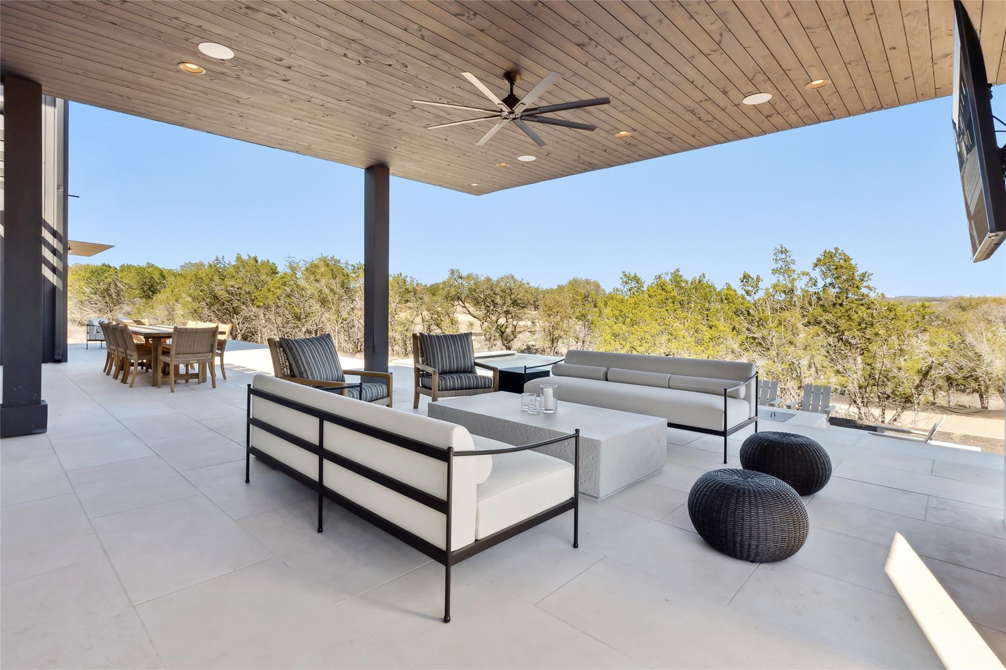 151 CREEK HOLLOW Way, Spicewood, TX 78669