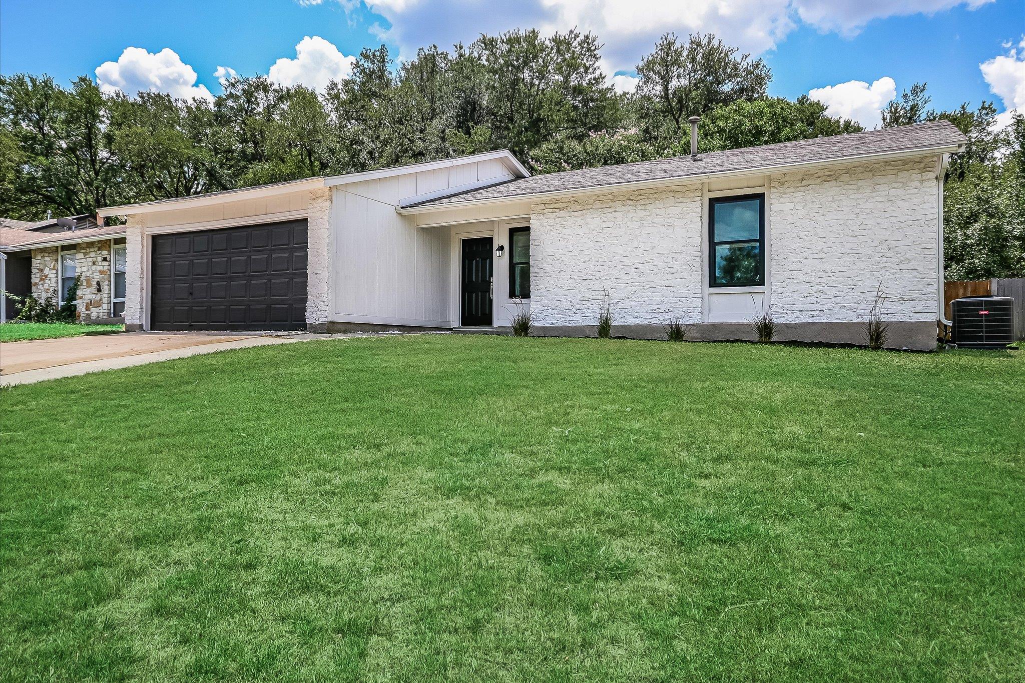 3201 Harpers Ferry Ln, Austin, TX 78745