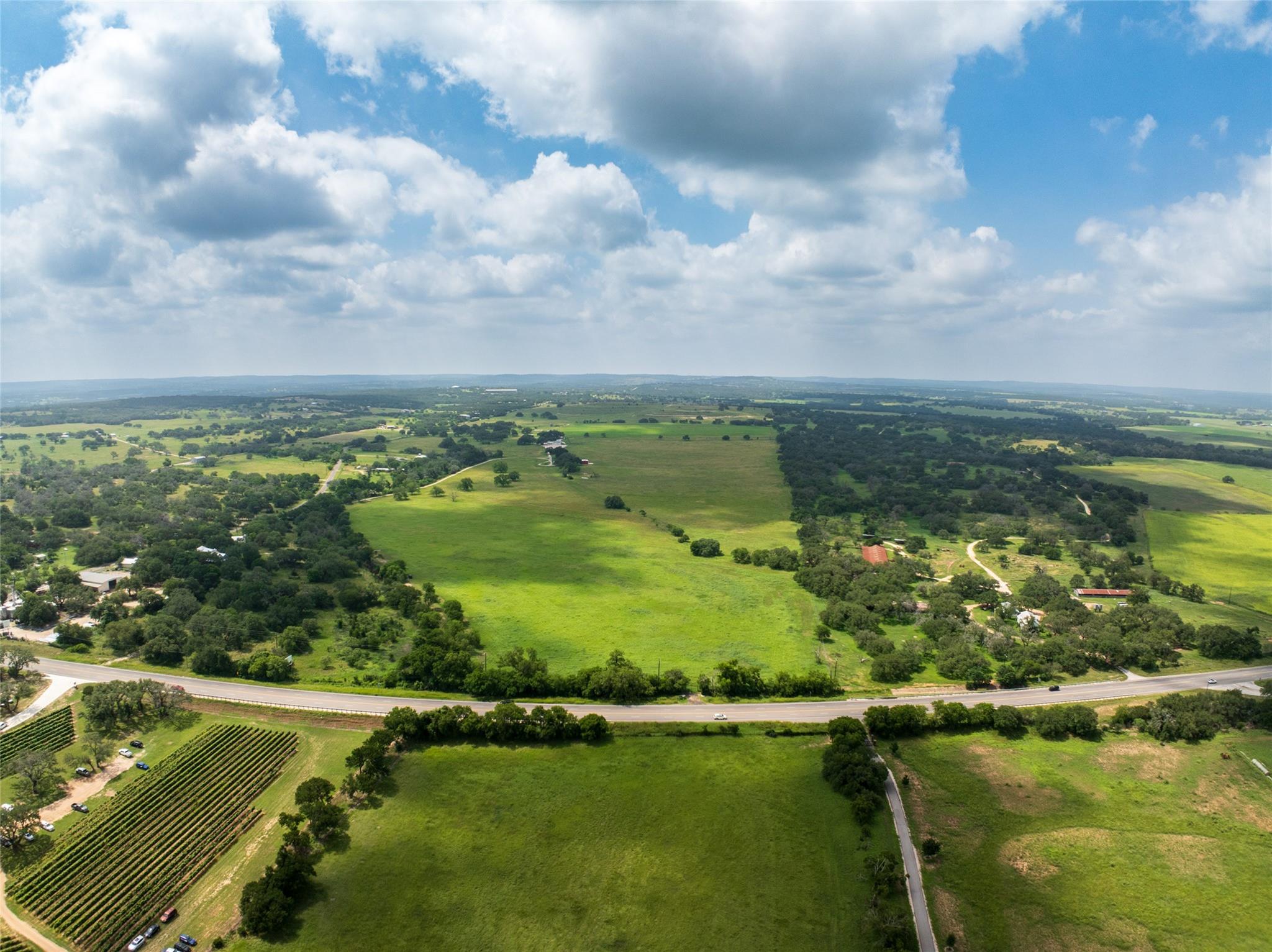 302 Hye Albert Rd, Hye, TX 78635