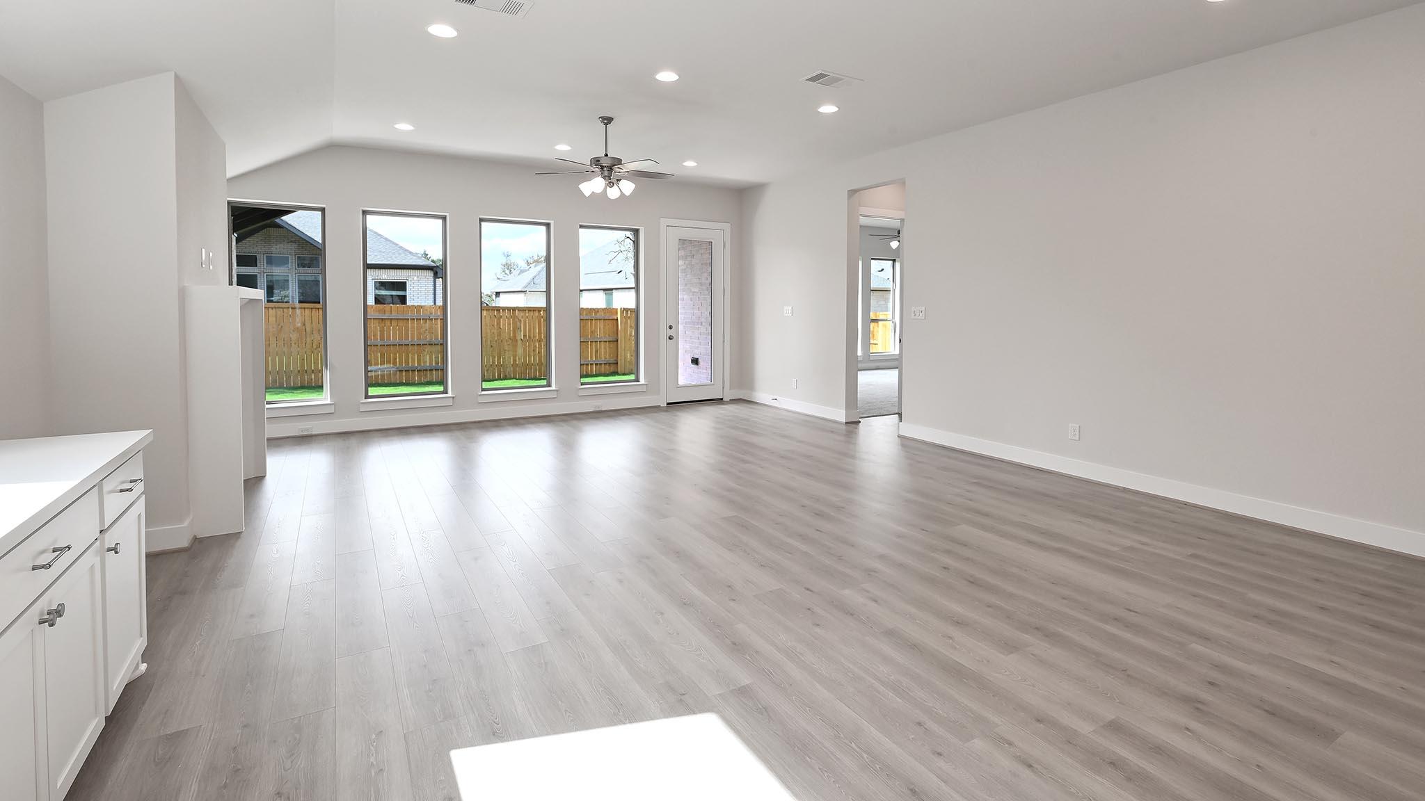 136 Brewer St, Kyle, TX 78640