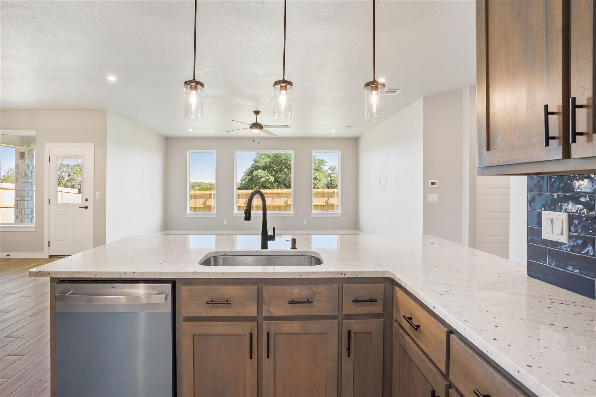 2533 Tin Barn Blf, Belton, TX 76513