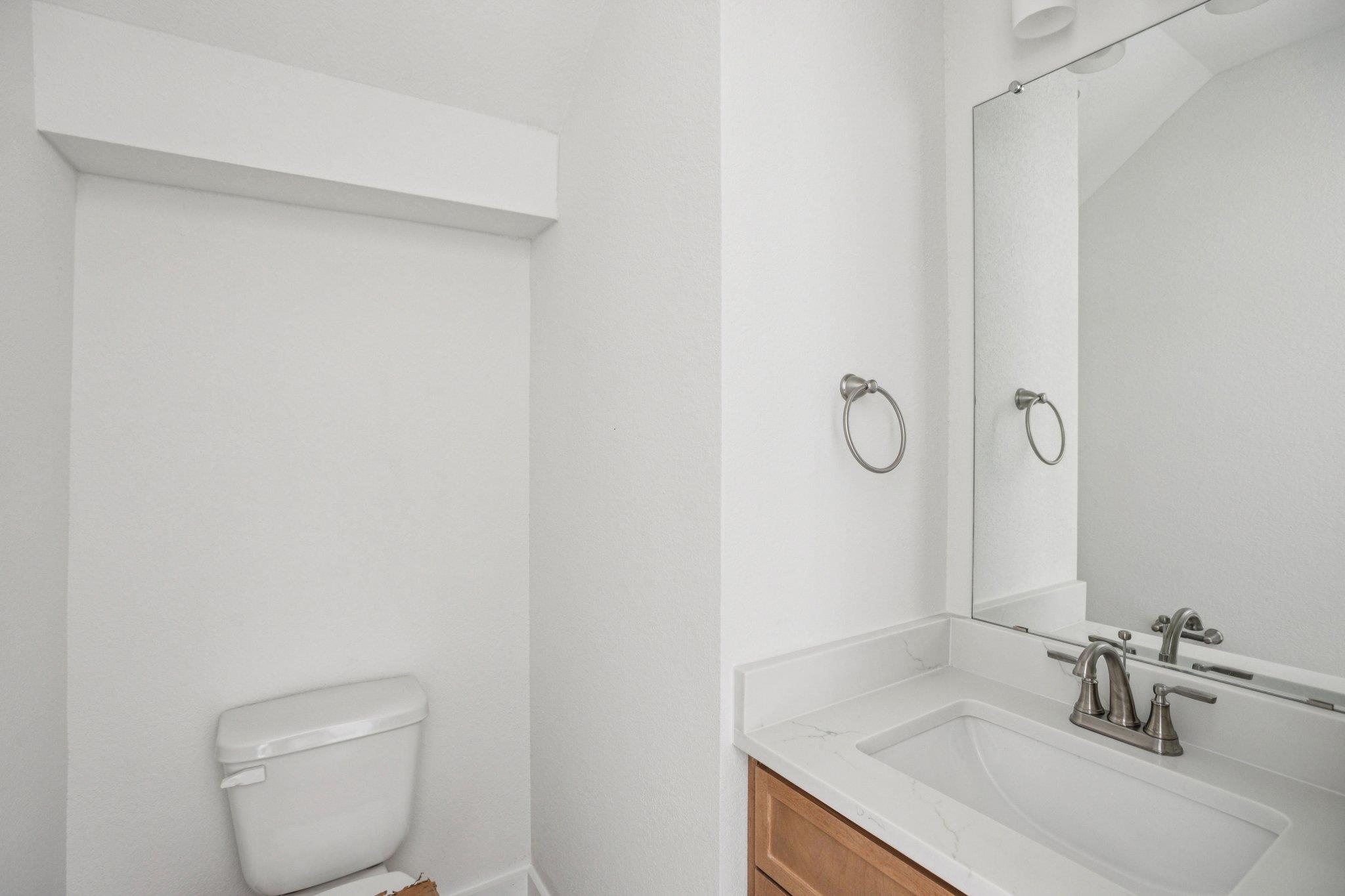 206 San Saba Dr, Buda, TX 78610