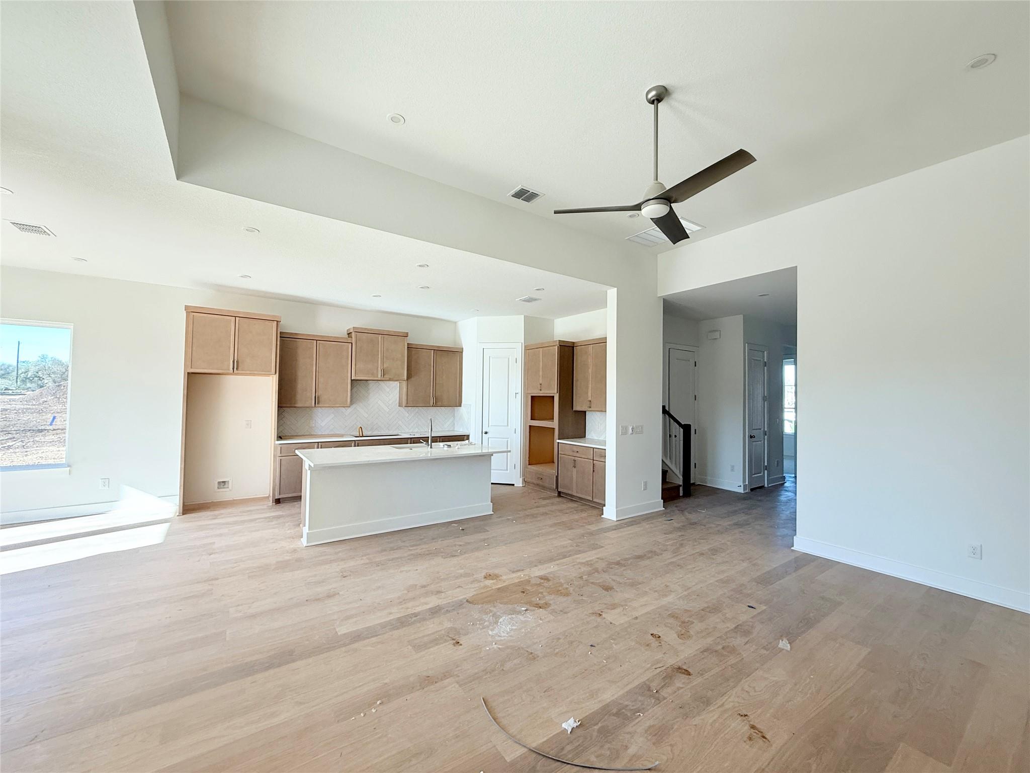 206 San Saba Dr, Buda, TX 78610