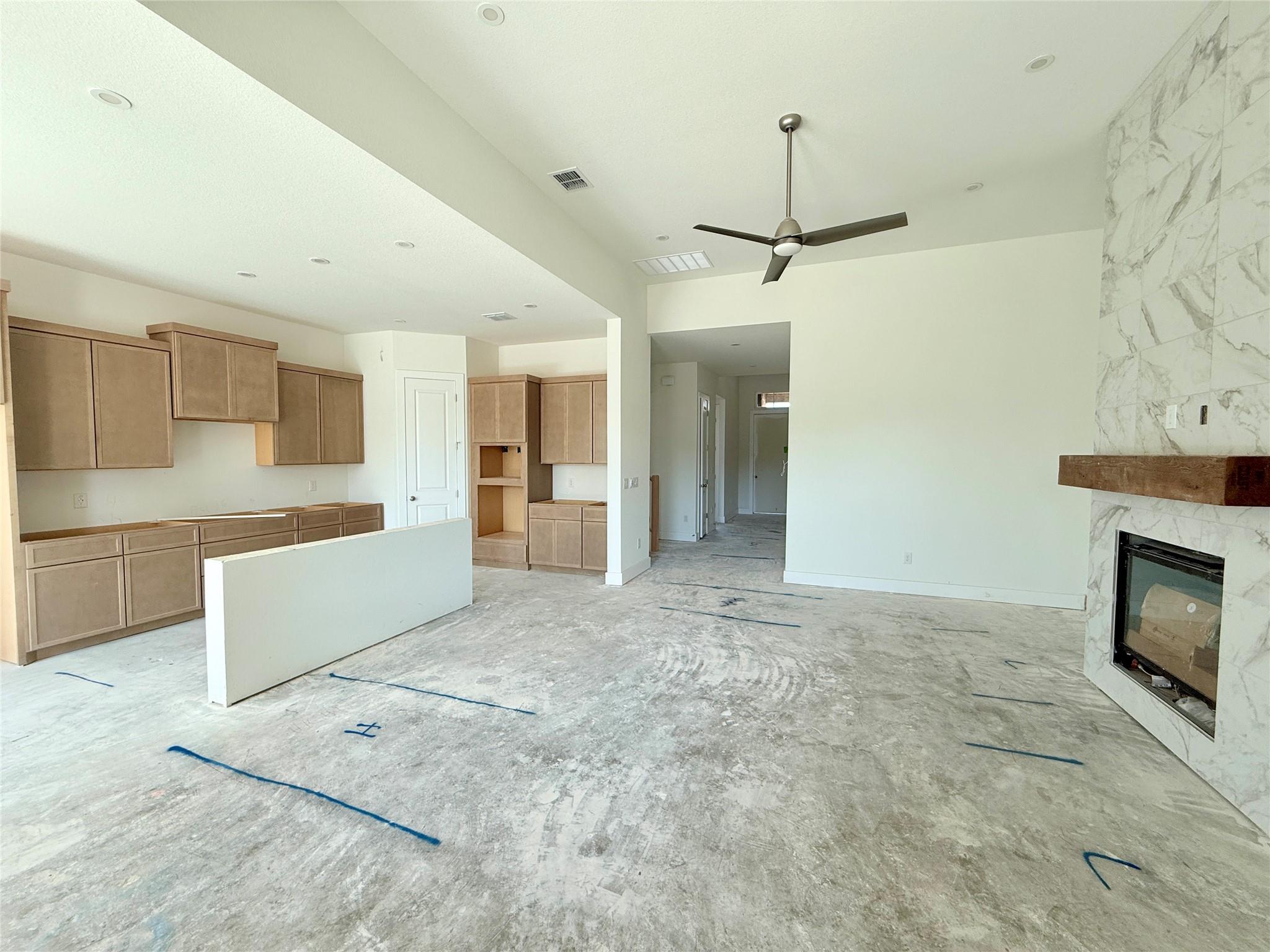 206 San Saba Dr, Buda, TX 78610