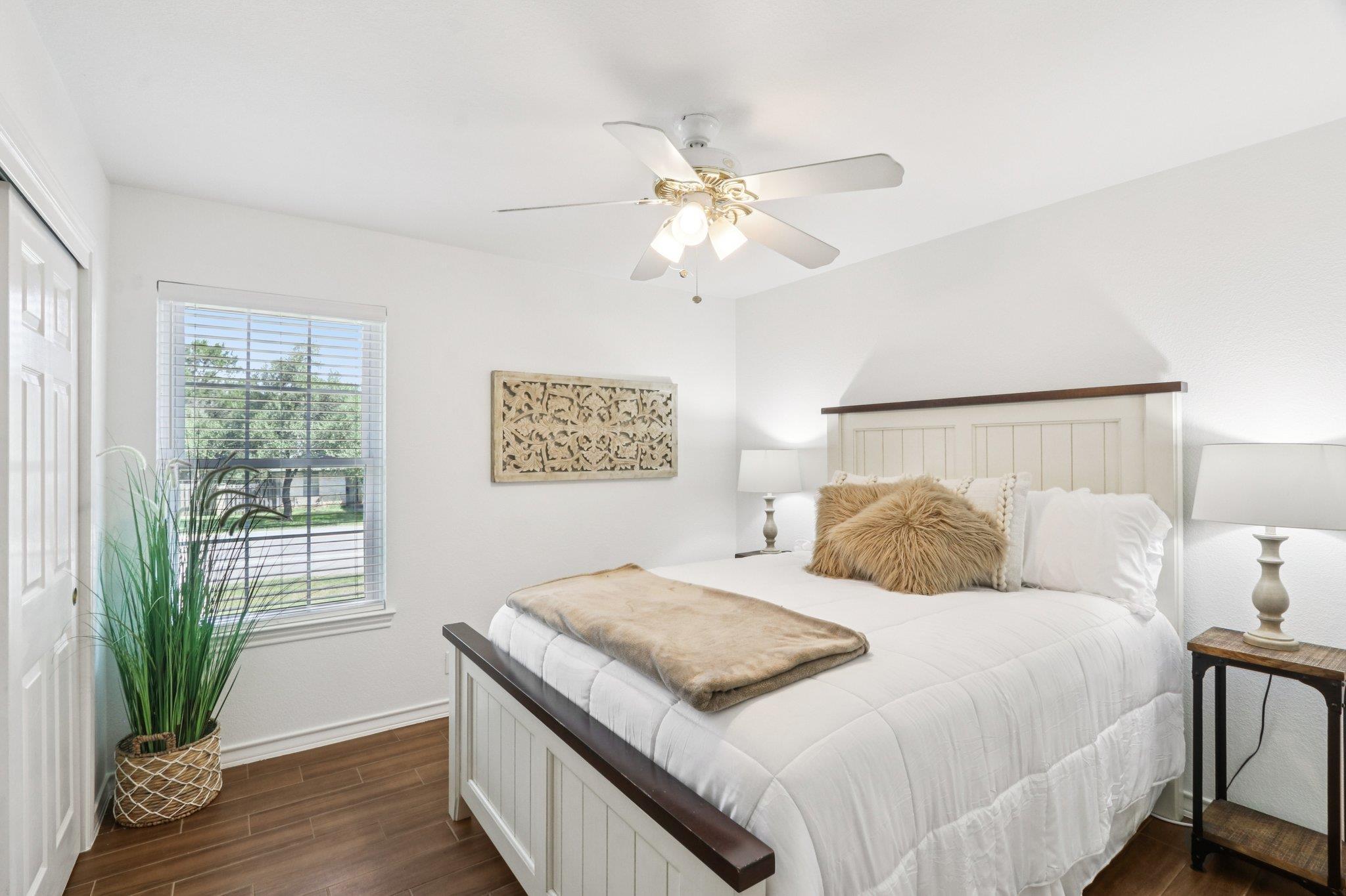201 Sailmaster St, Lakeway, TX 78734