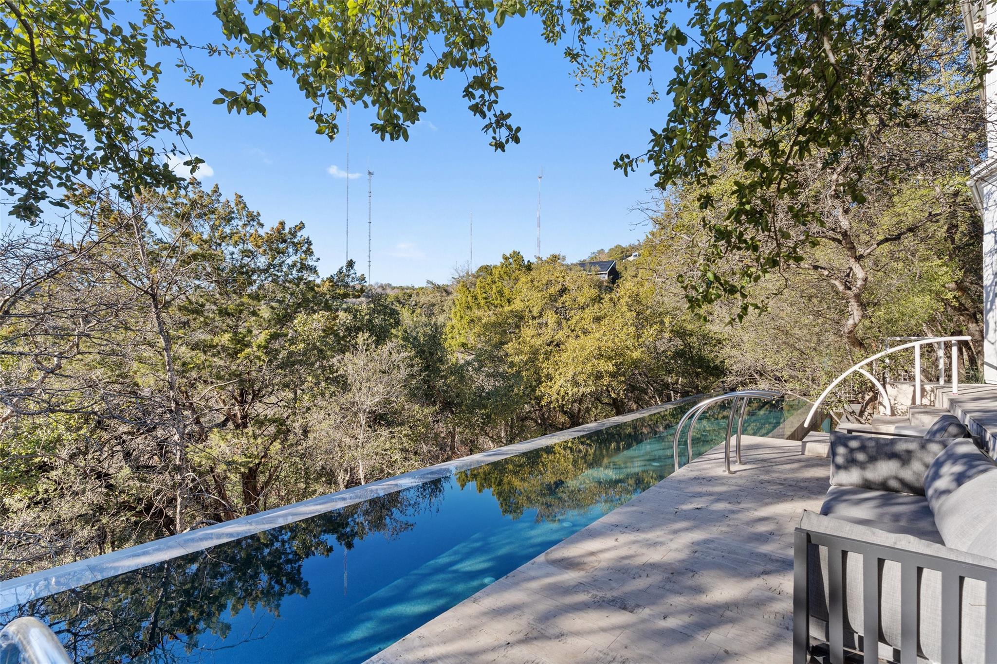 2102 N Oak Canyon Rd, Austin, TX 78746