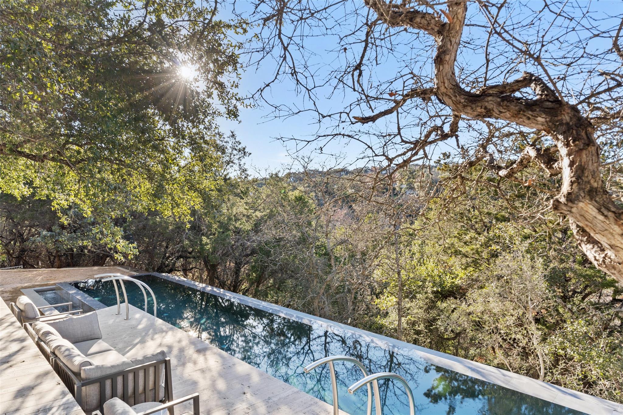 2102 N Oak Canyon Rd, Austin, TX 78746