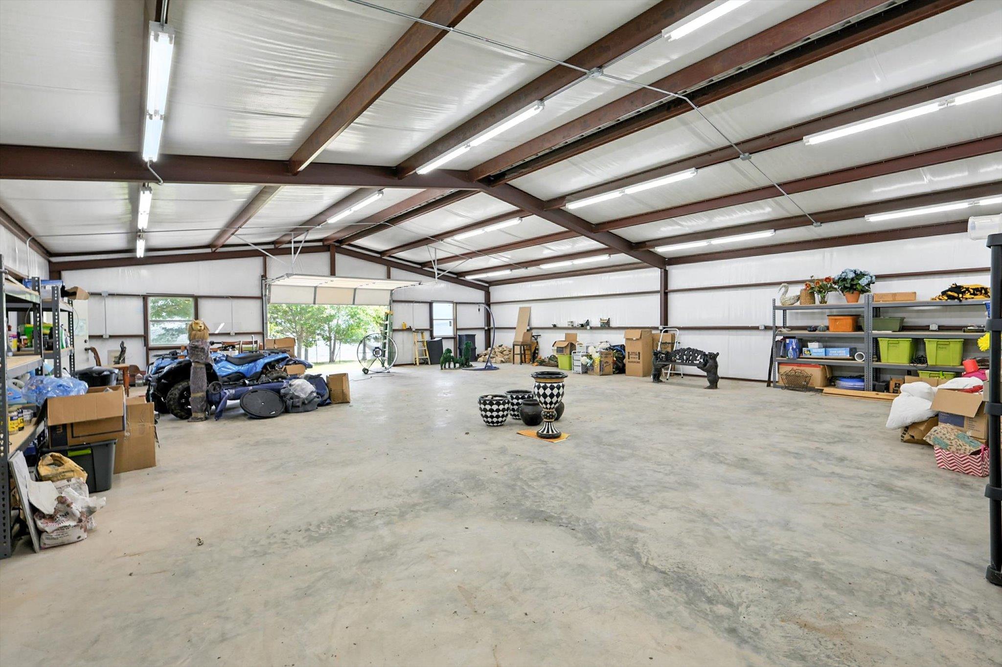 827 Lcr 894, Jewett, TX 75846