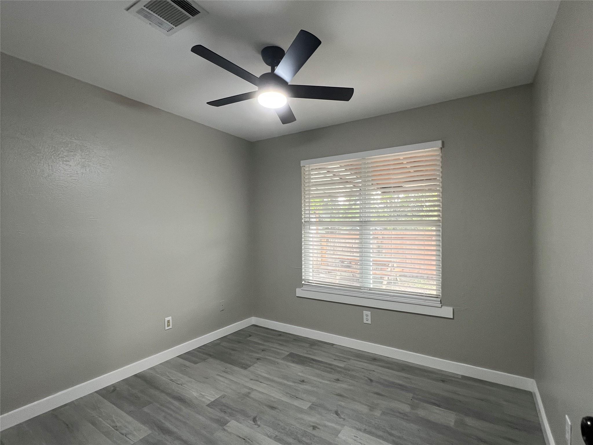 10510 Little Pebble Dr # B, Austin, TX 78758