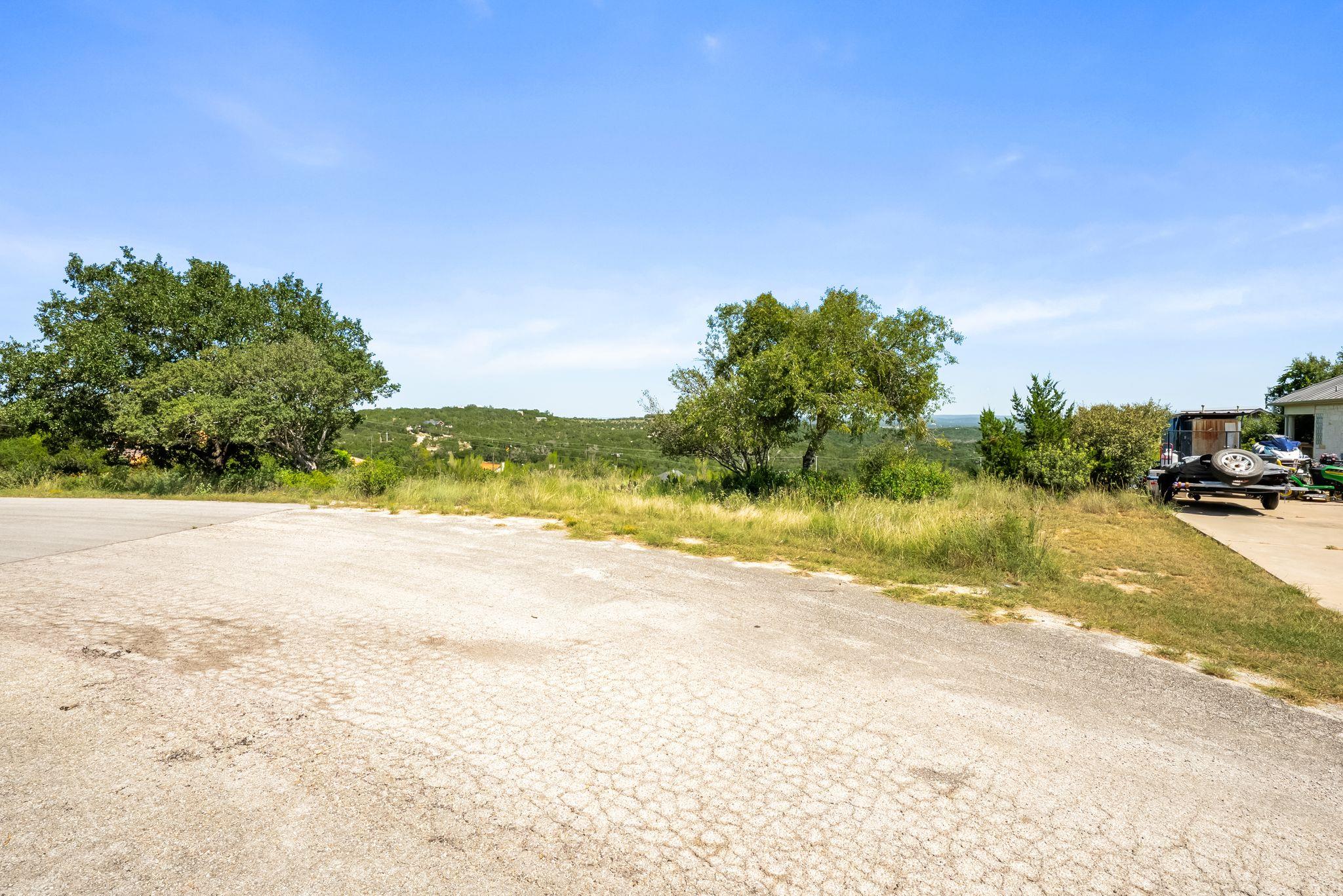 22400 Neilston Dr, Spicewood, TX 78669