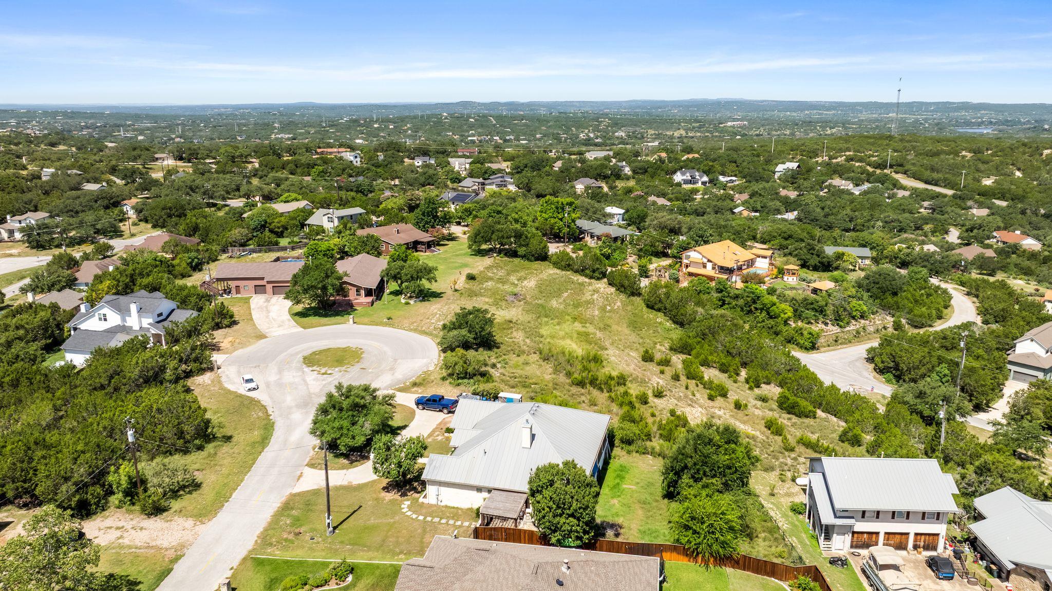 22400 Neilston Dr, Spicewood, TX 78669