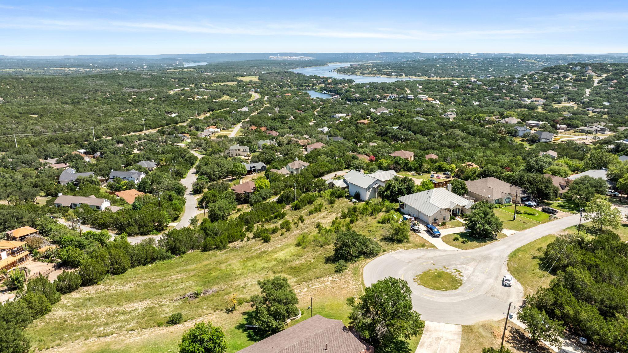 22400 Neilston Dr, Spicewood, TX 78669