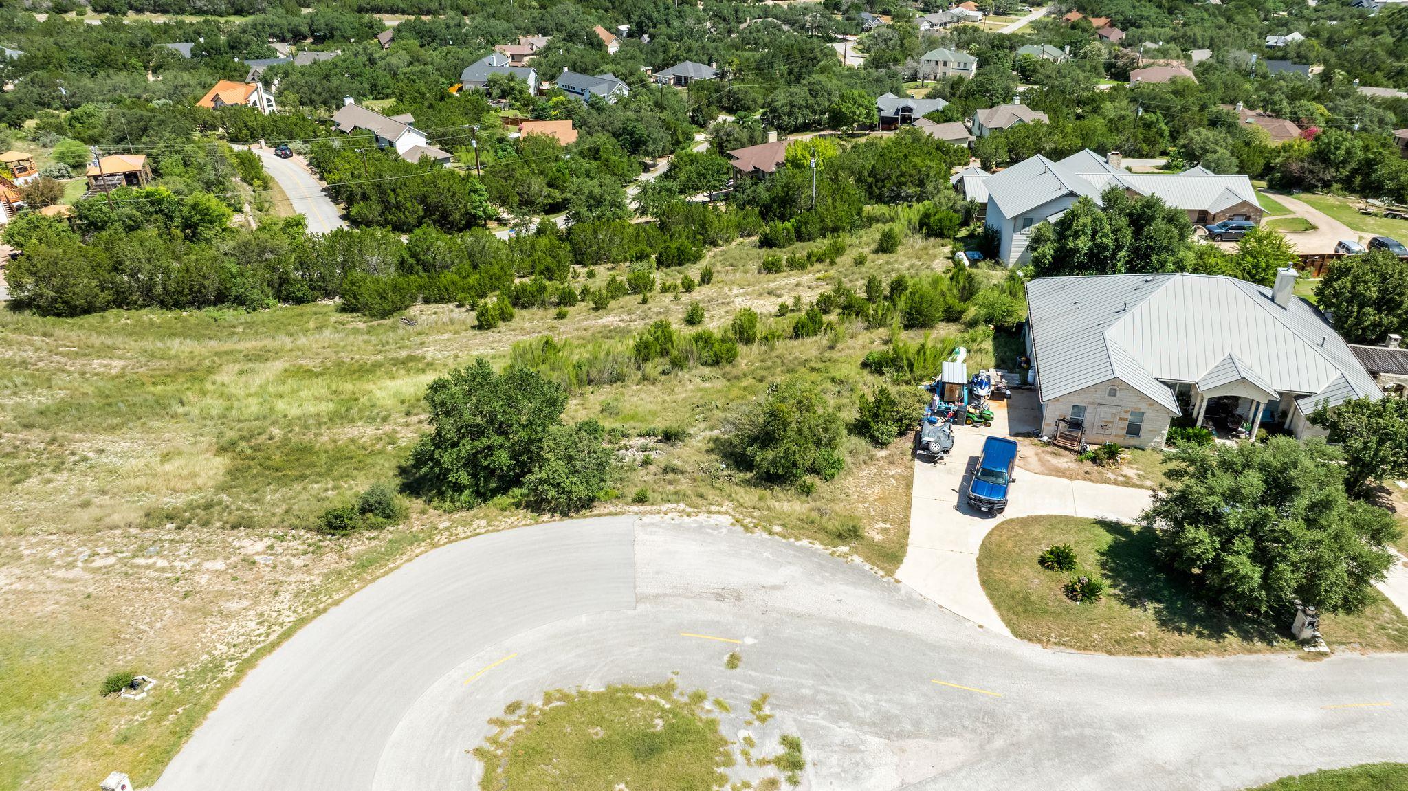 22400 Neilston Dr, Spicewood, TX 78669