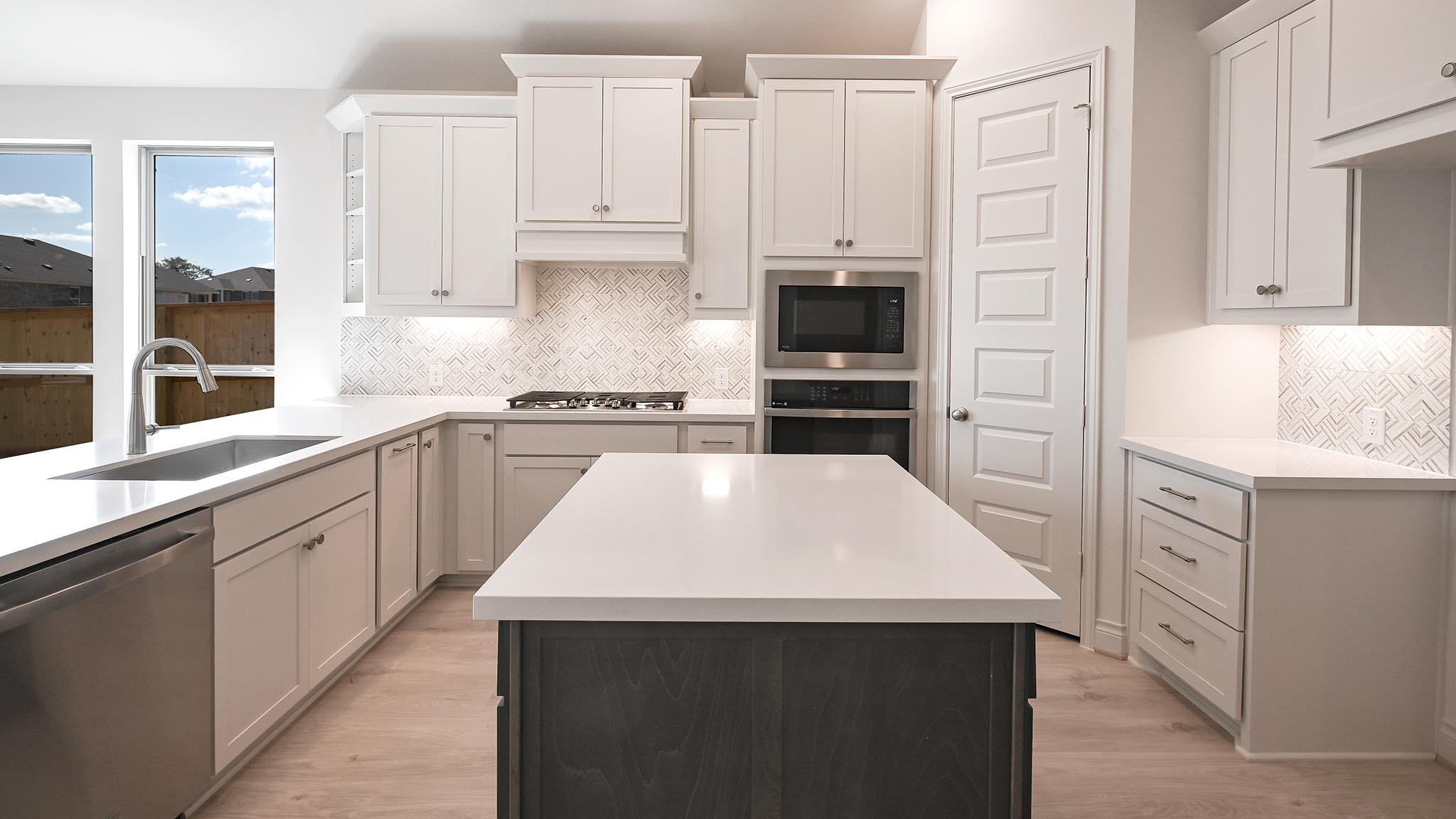 937 Teakmill Trl, San Marcos, TX 78666