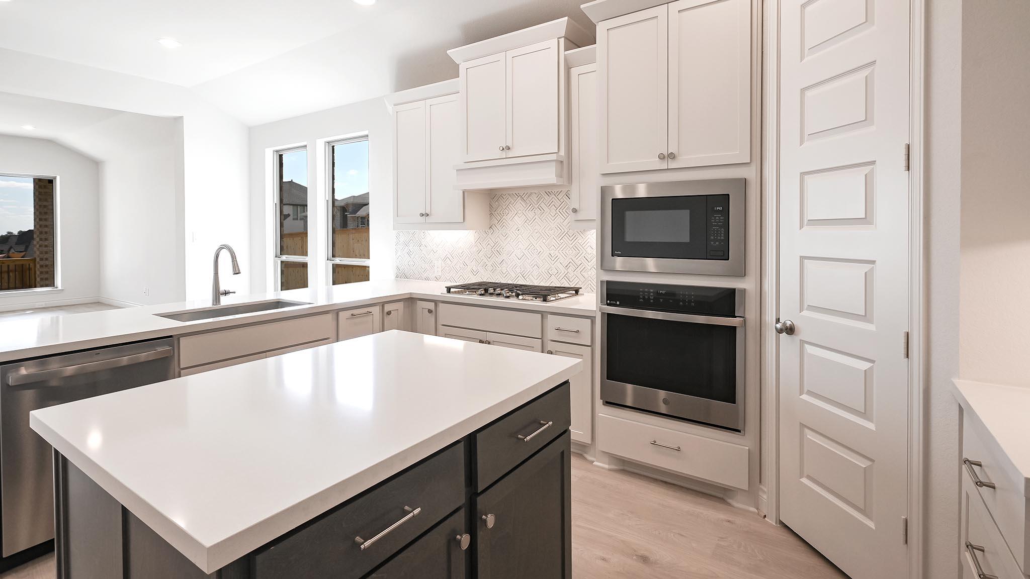 937 Teakmill Trl, San Marcos, TX 78666