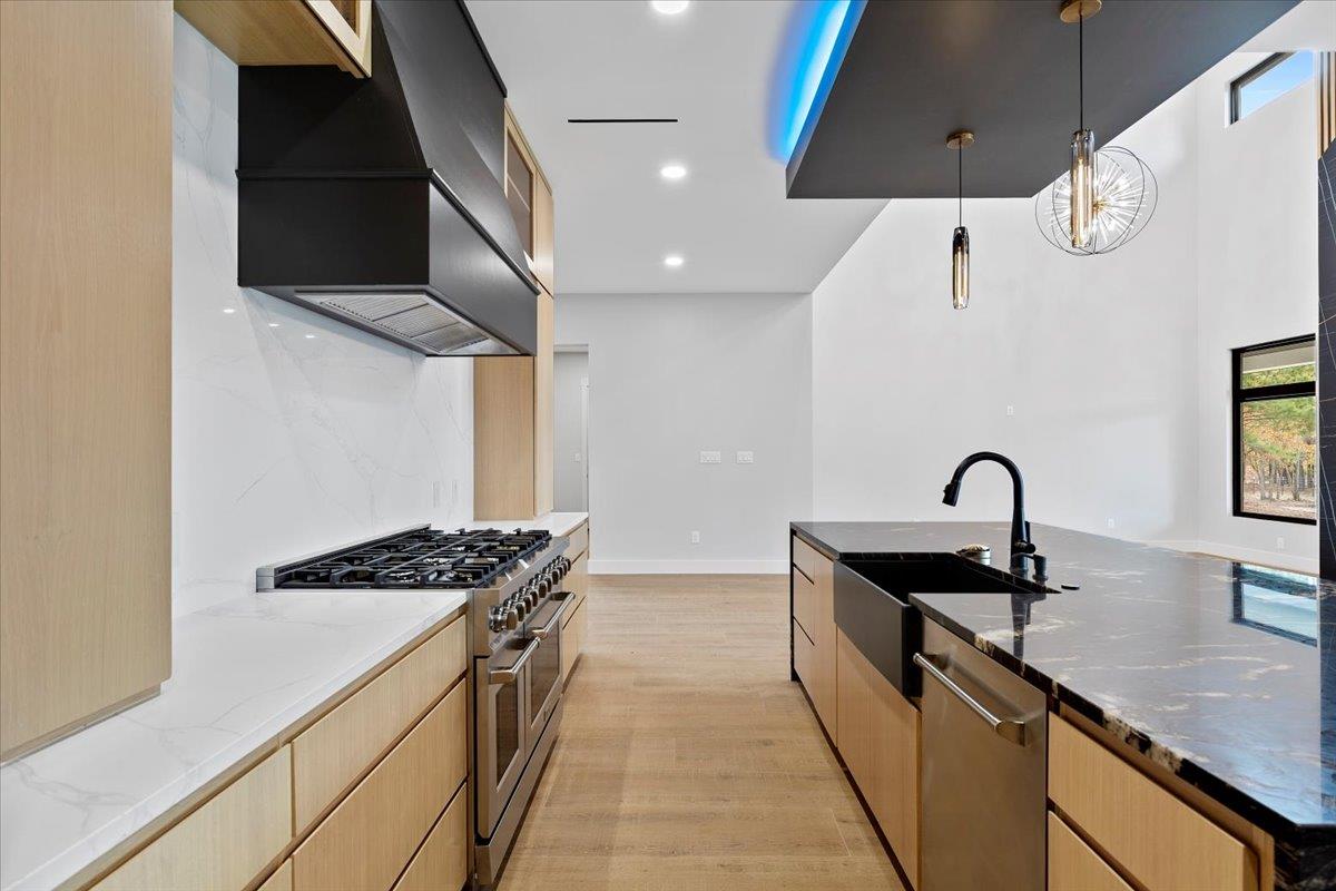 138 Charolais Dr, Bastrop, TX 78602