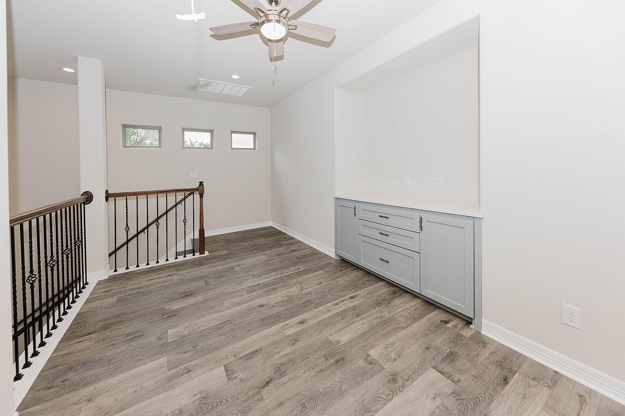 122 W Kikipua Ln, Bastrop, TX 78602