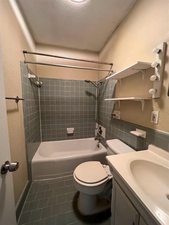 803 W 28th St # 103, Austin, TX 78705