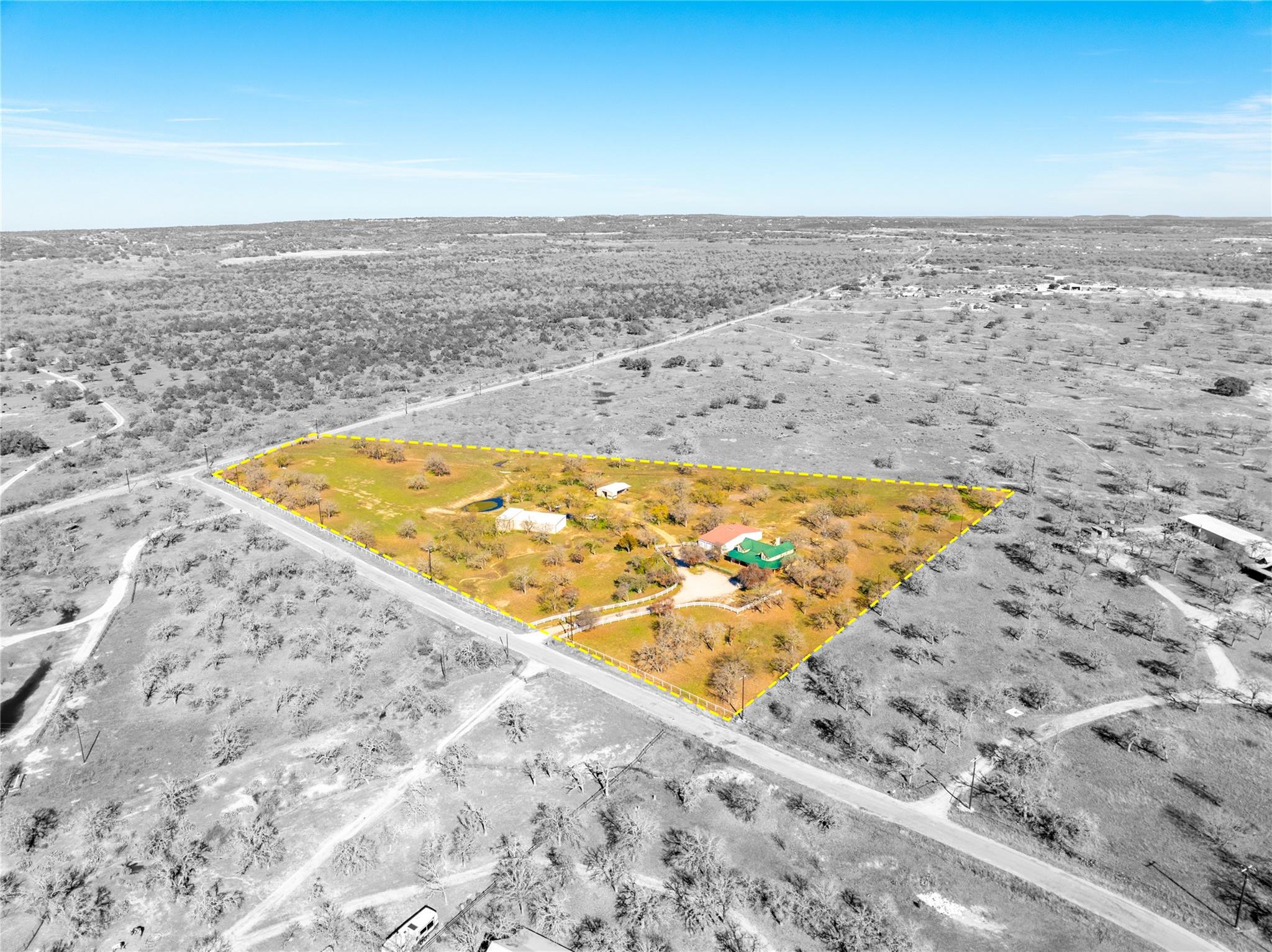 203 Oxbow Trl, Marble Falls, TX 78654