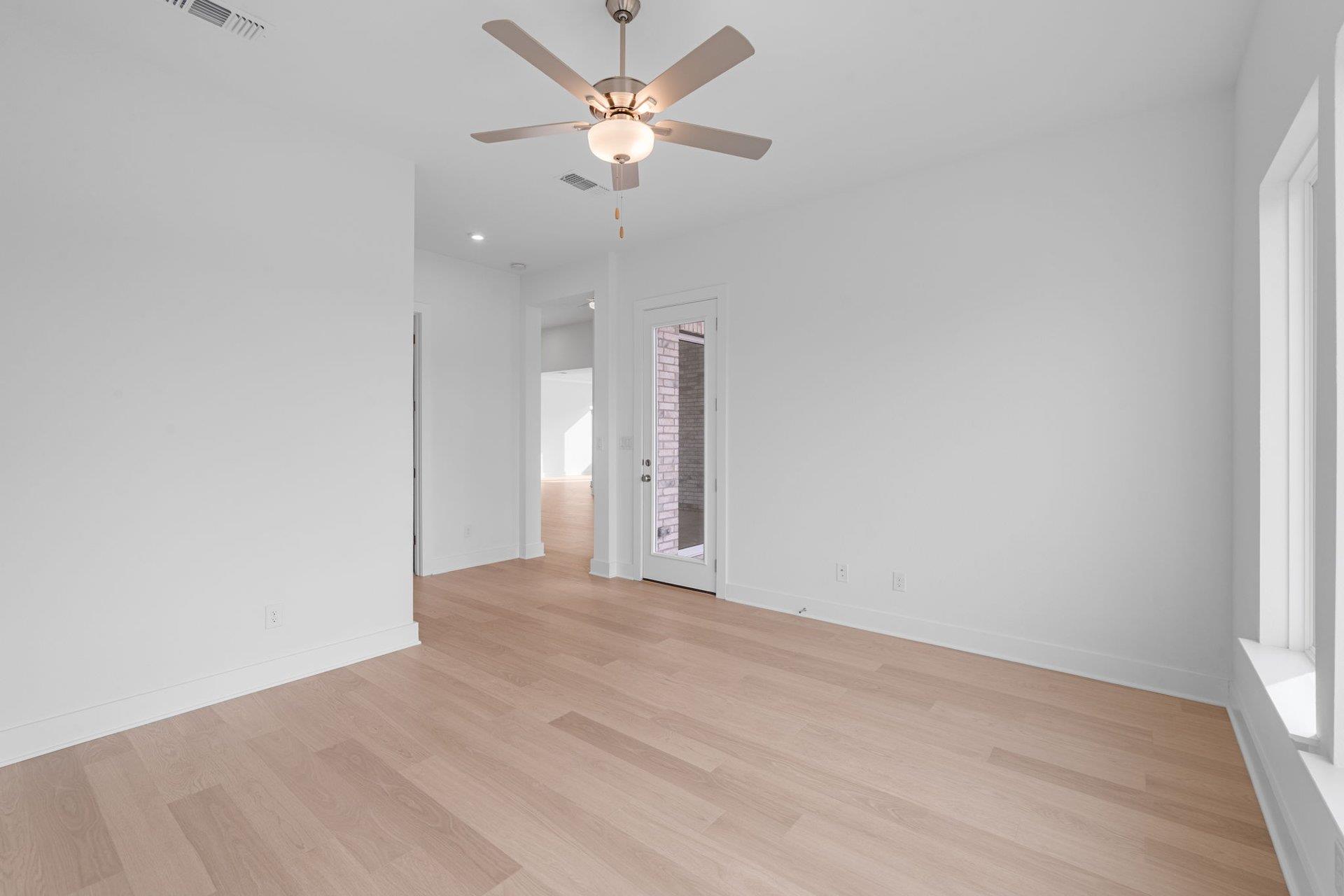 1806 Crimson Sunset Dr, Georgetown, TX 78628