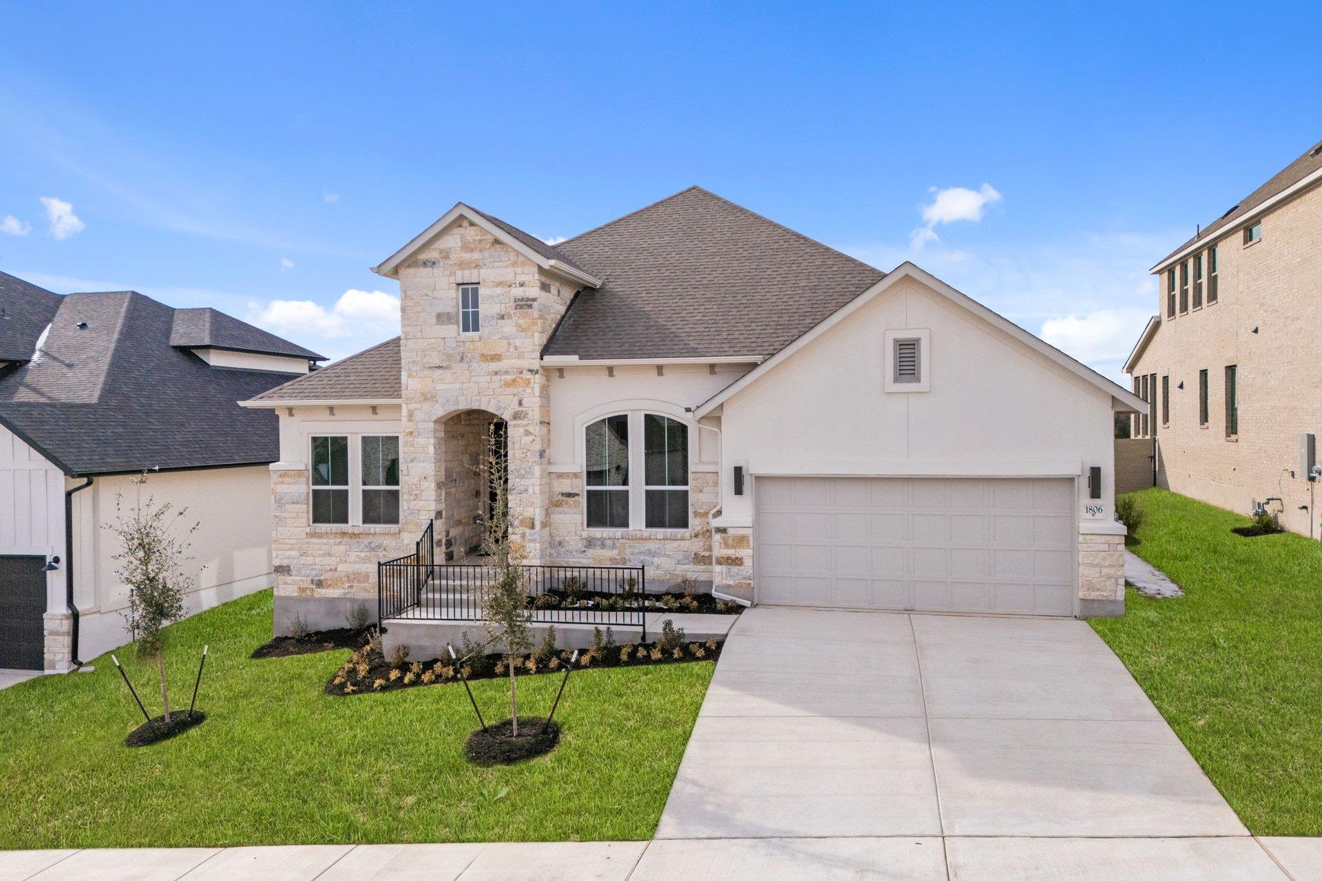 1806 Crimson Sunset Dr, Georgetown, TX 78628