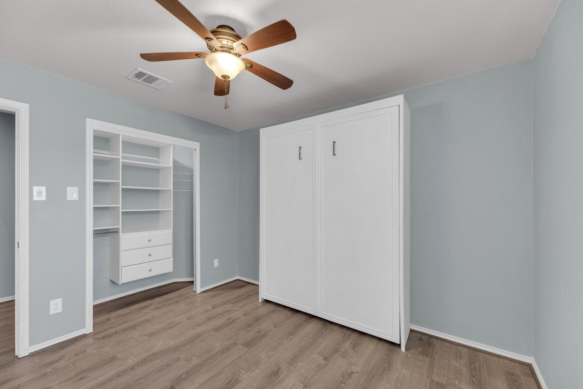 310 Baldwin St, Hutto, TX 78634