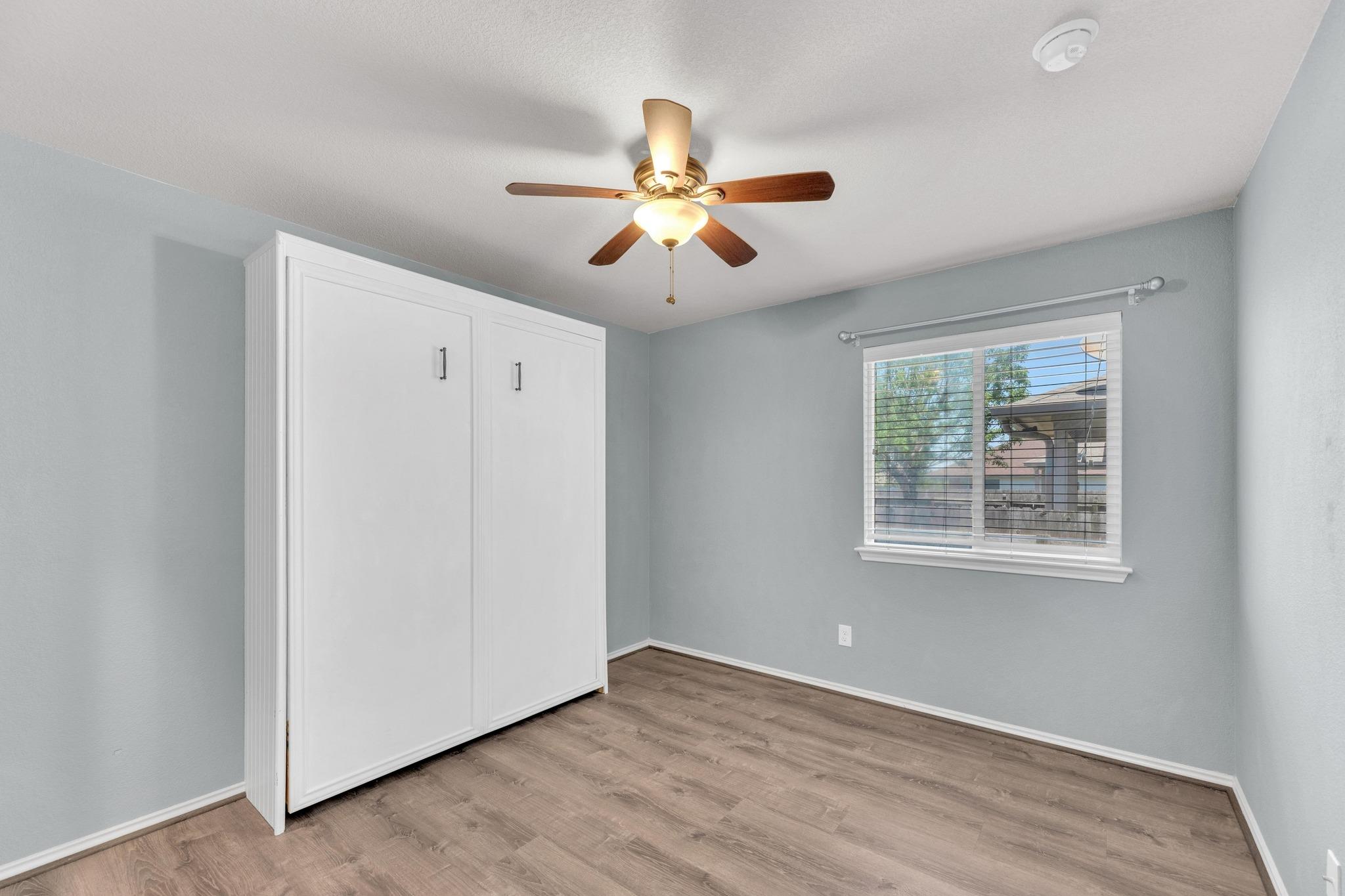 310 Baldwin St, Hutto, TX 78634
