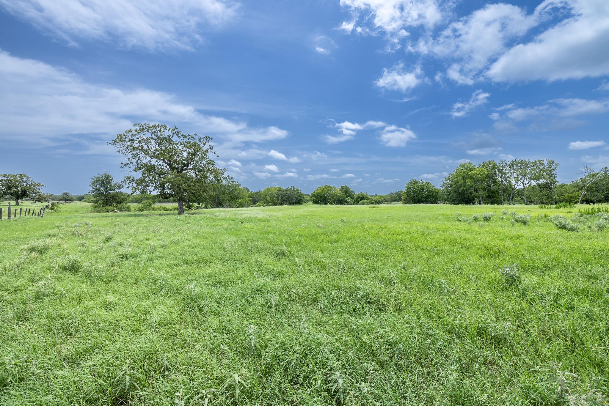 4771 County Road 228, Gonzales, TX 78629