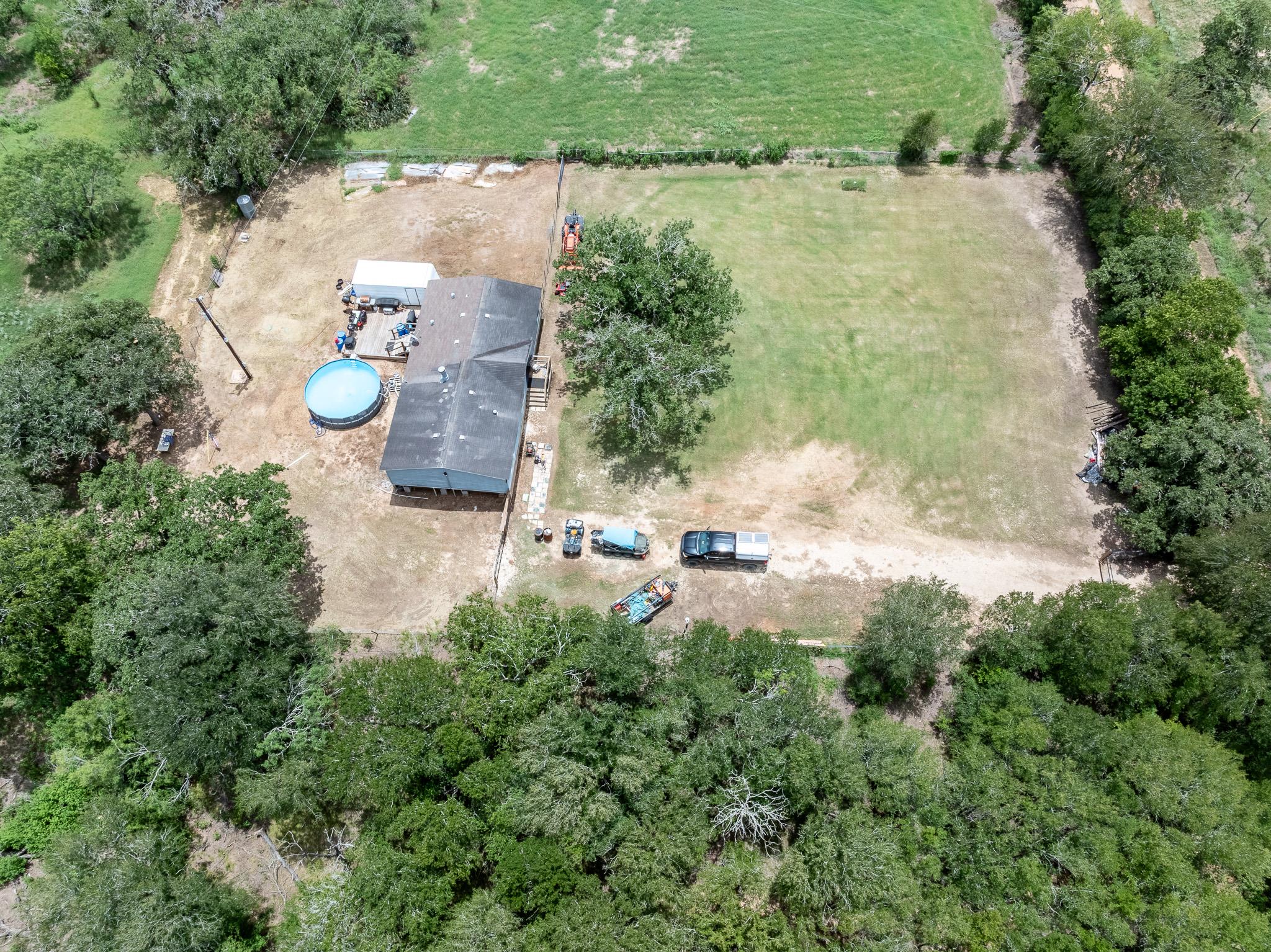 4771 County Road 228, Gonzales, TX 78629