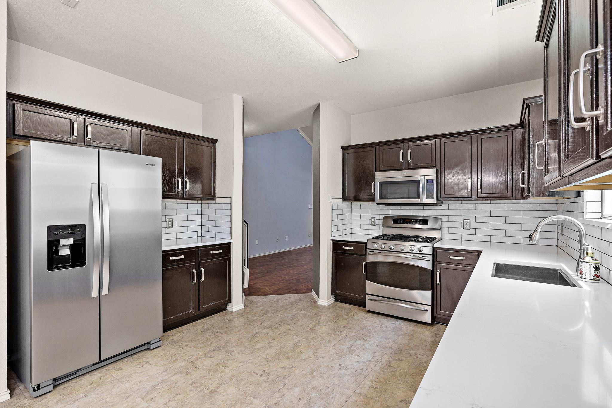 633 Fairway, Kyle, TX 78640