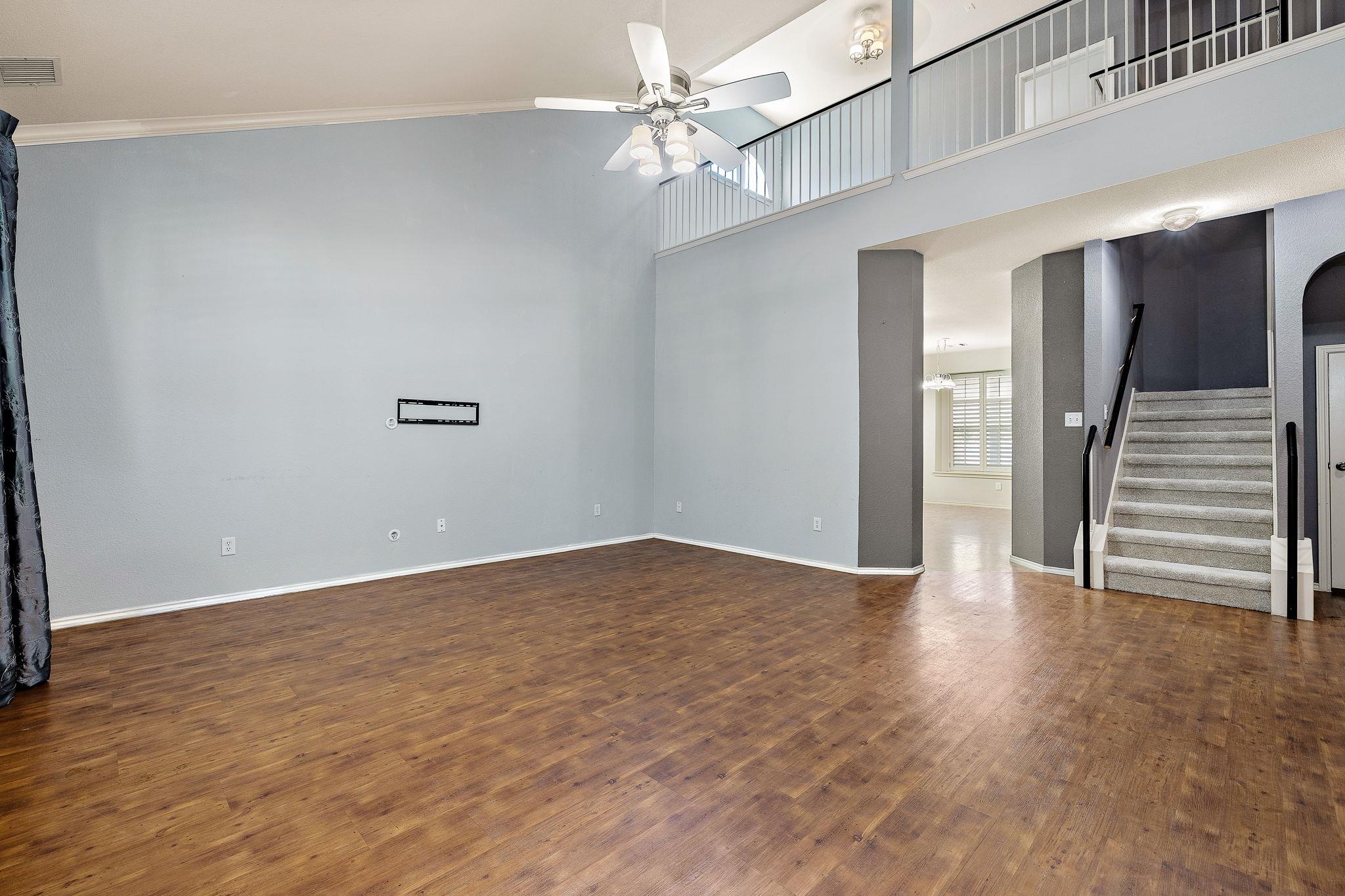 633 Fairway, Kyle, TX 78640