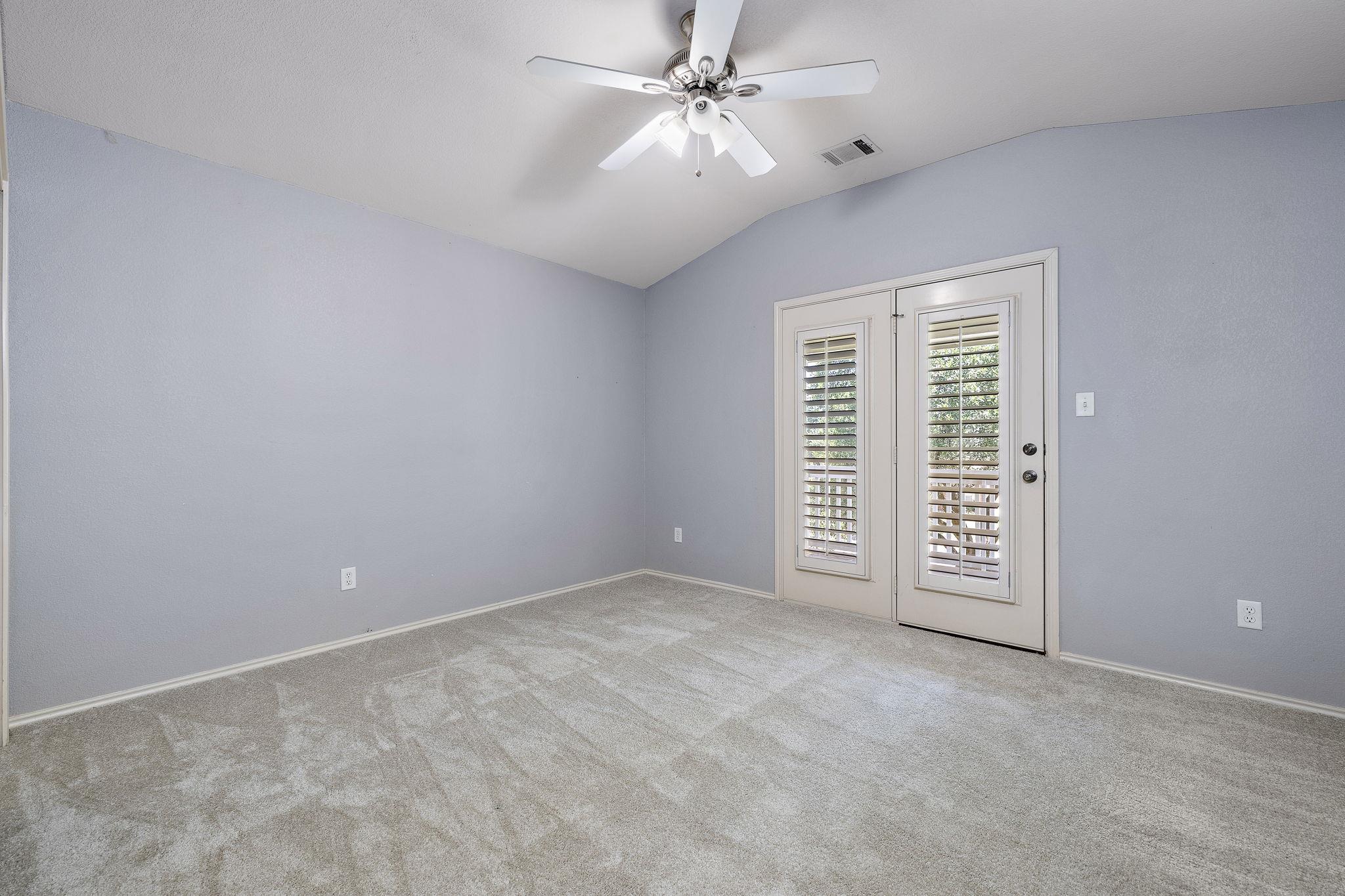 633 Fairway, Kyle, TX 78640