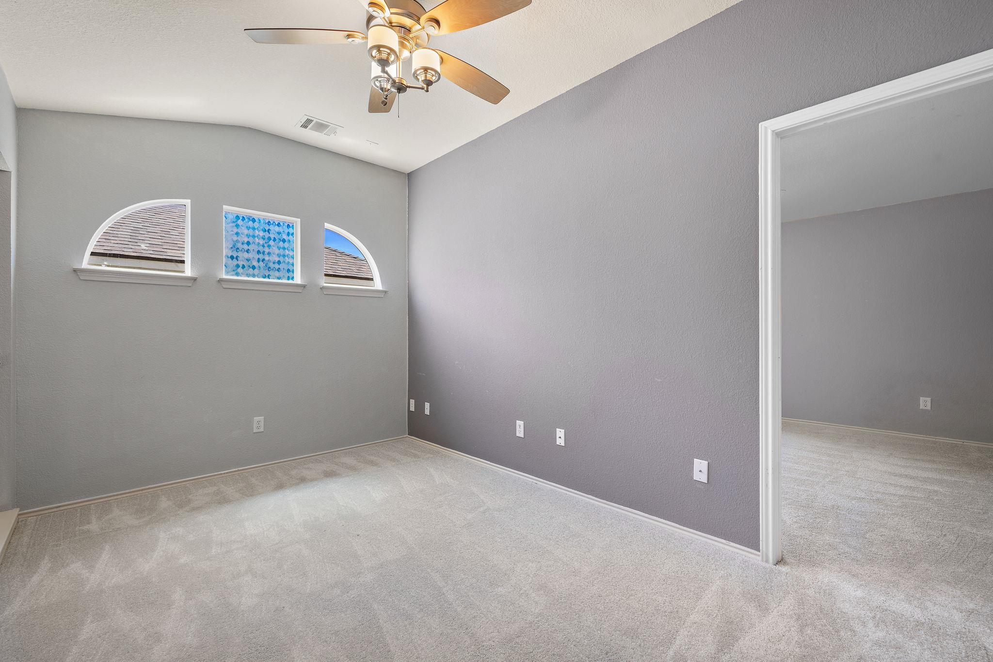 633 Fairway, Kyle, TX 78640