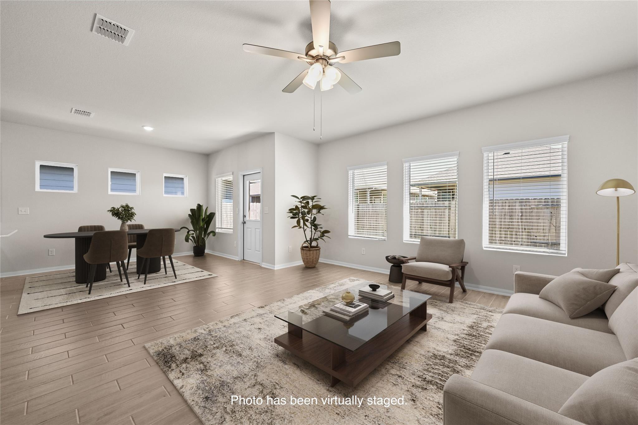 141 Yellowstone Dr, Kyle, TX 78640