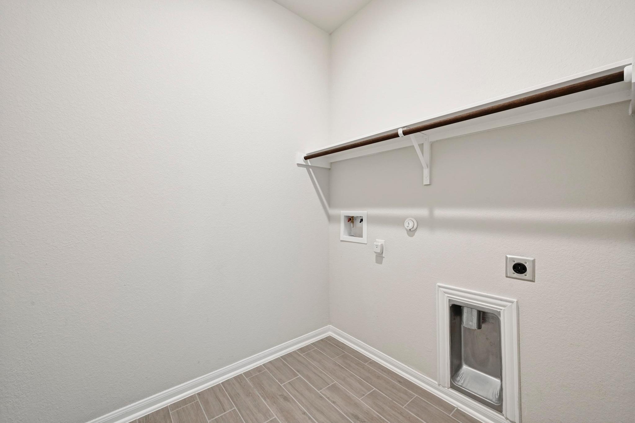 141 Yellowstone Dr, Kyle, TX 78640