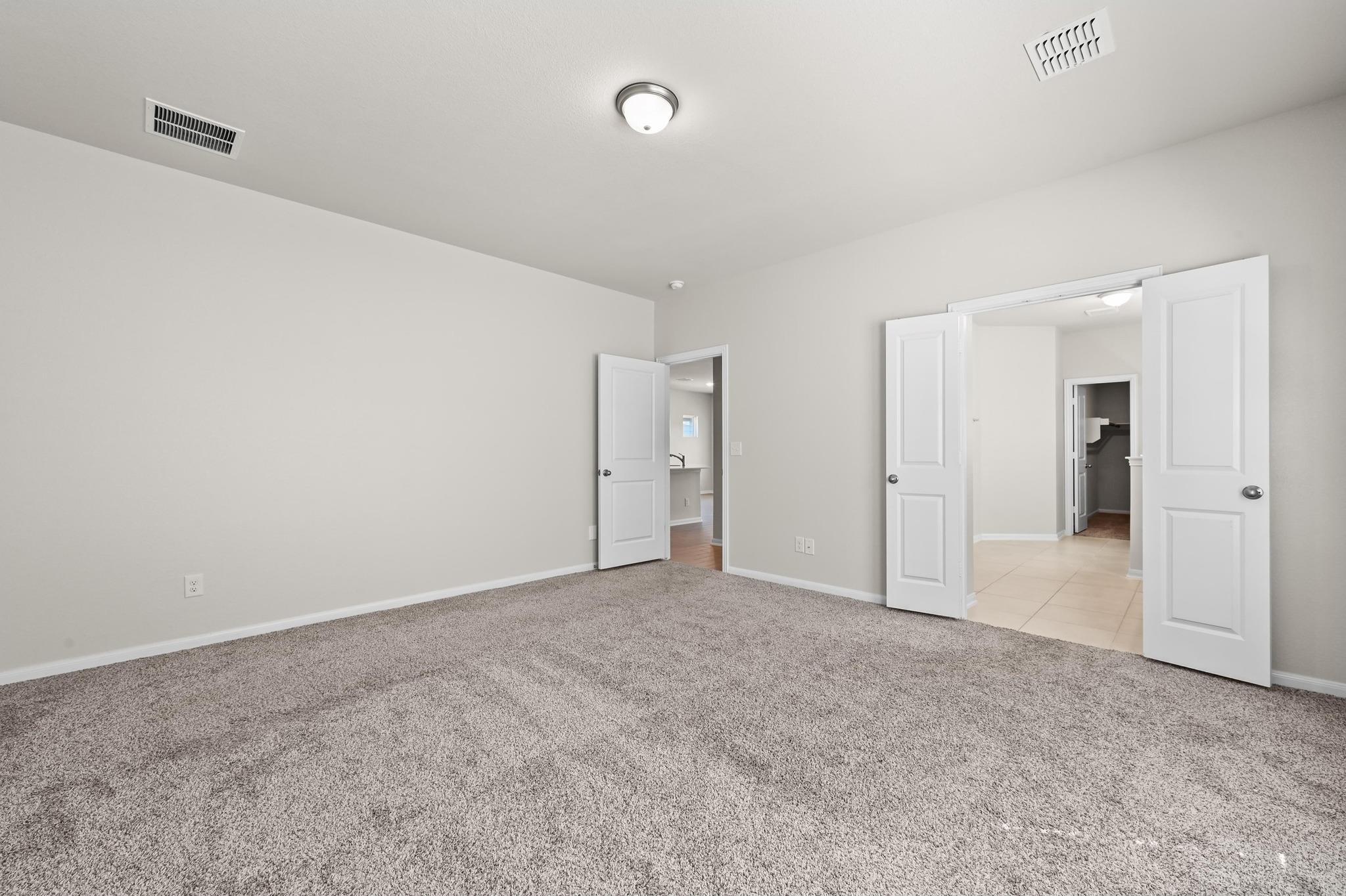 141 Yellowstone Dr, Kyle, TX 78640