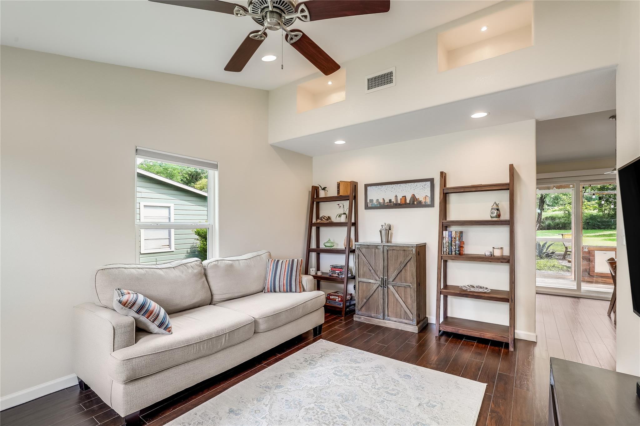 5112 Heflin Ln, Austin, TX 78721