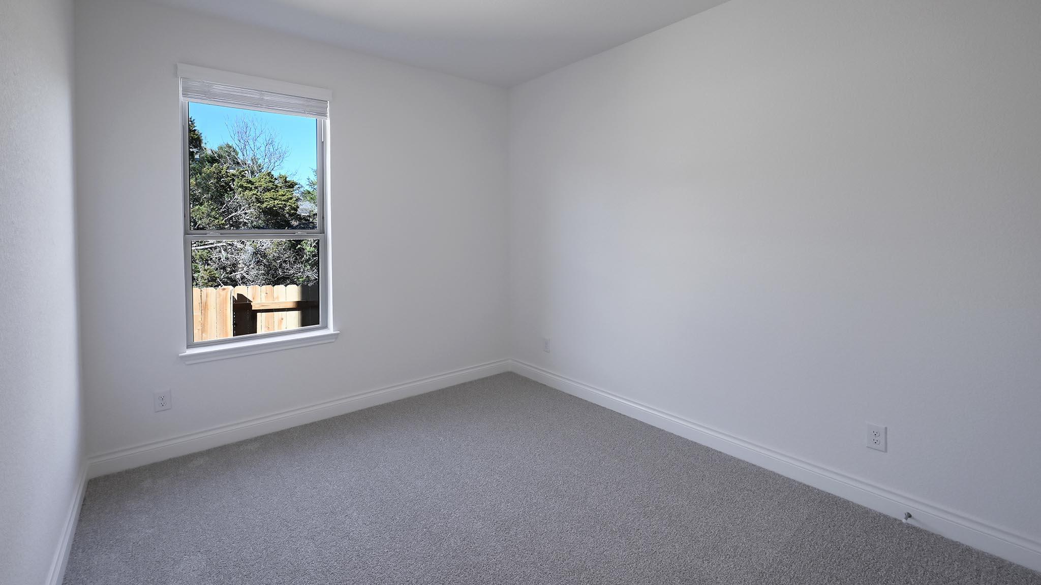 426 Fountain Grass Dr, San Marcos, TX 78666