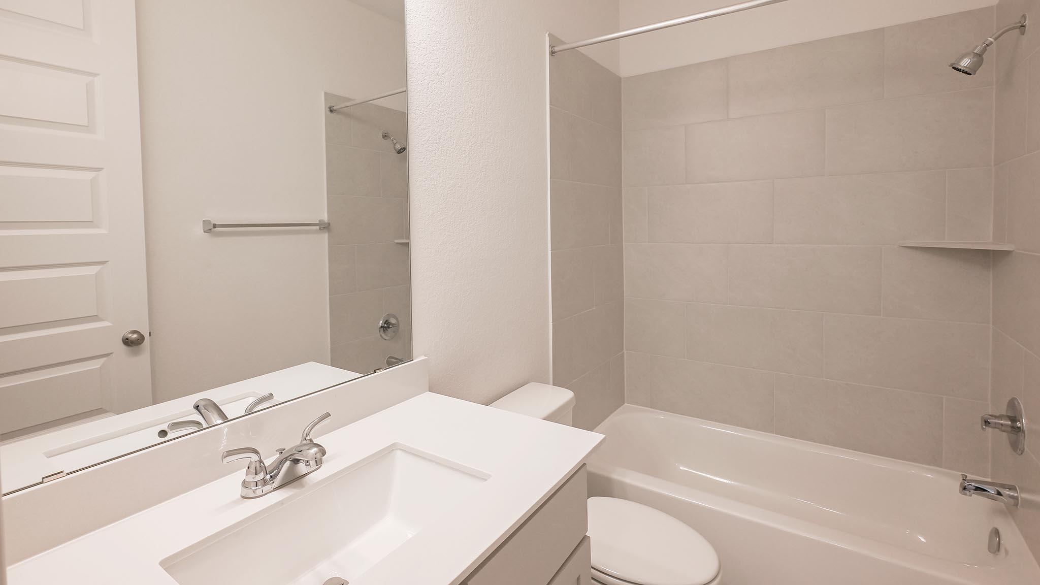 426 Fountain Grass Dr, San Marcos, TX 78666